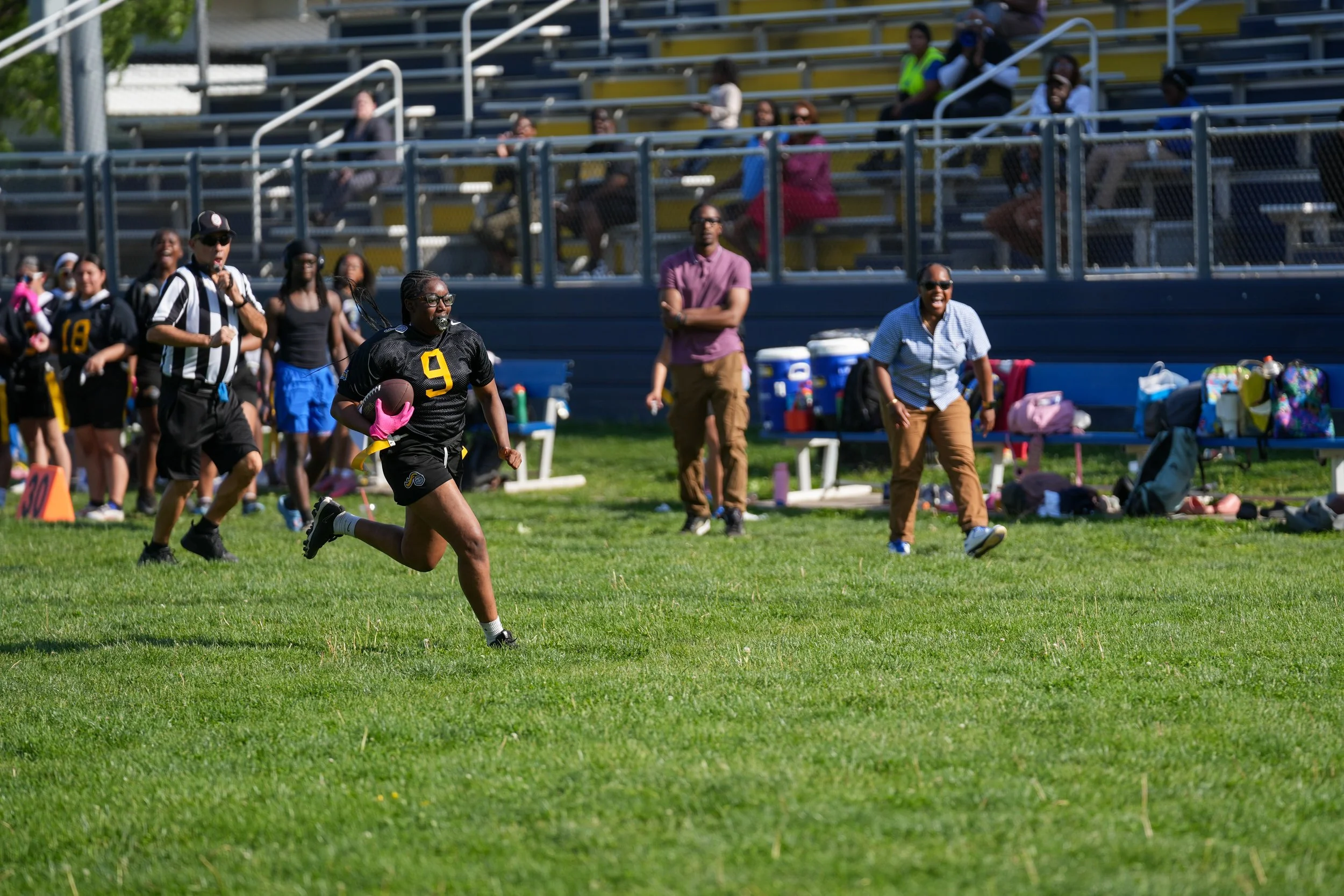 SeniorKnightFlagFootball26_Web-17.jpg