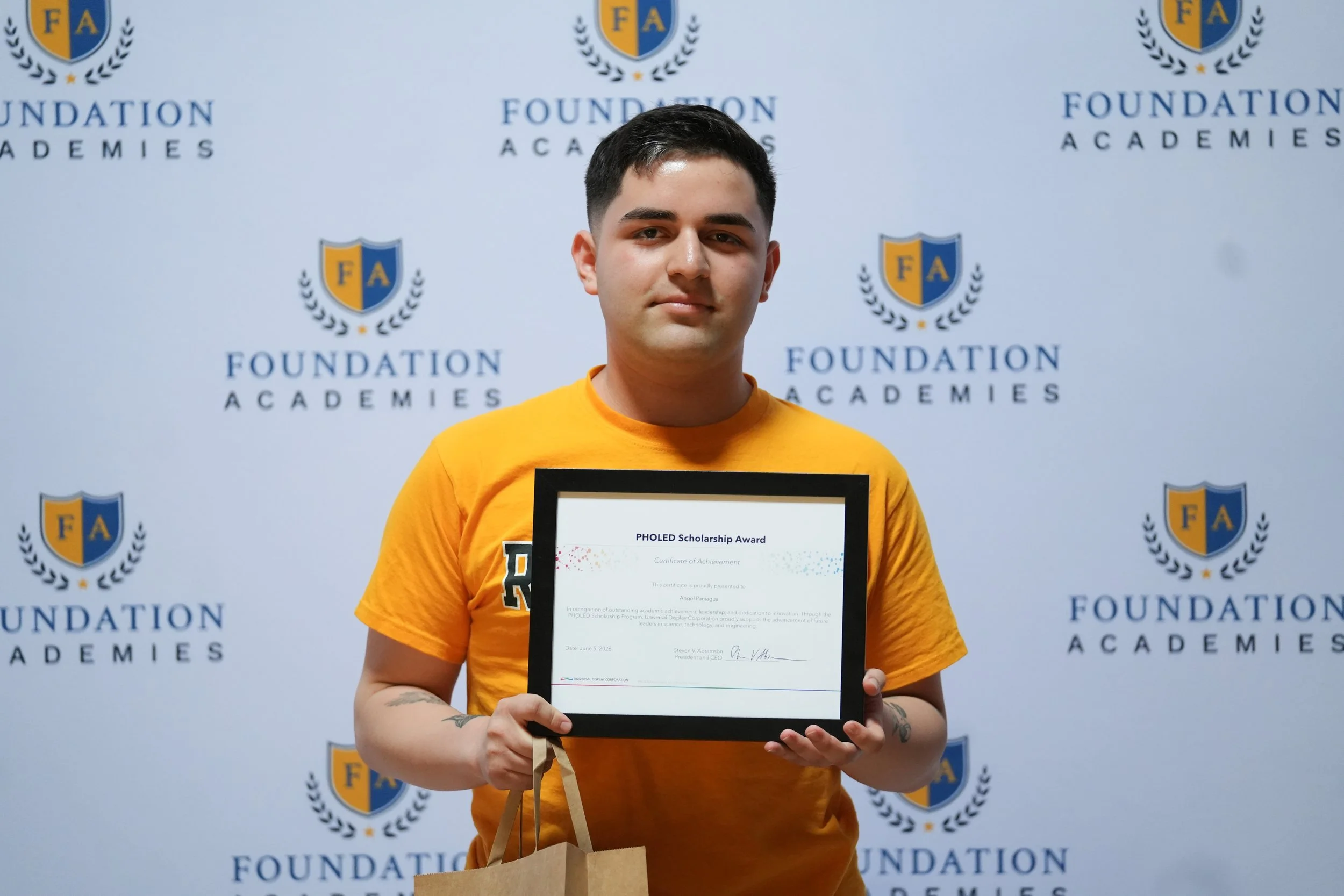 SeniorSigningDay_FA_2026_Web-4.jpg