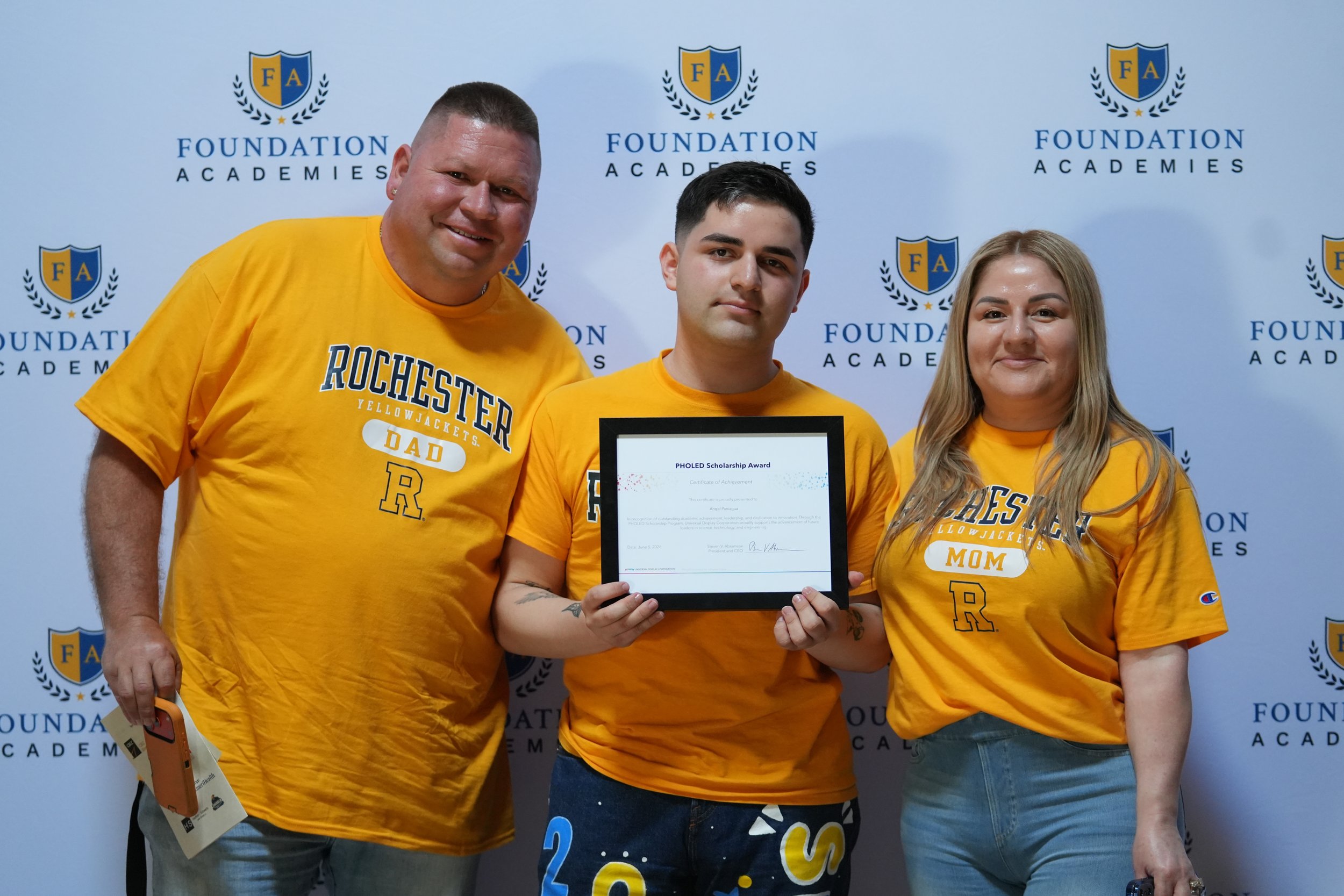 SeniorSigningDay_FA_2026_Web-6.jpg
