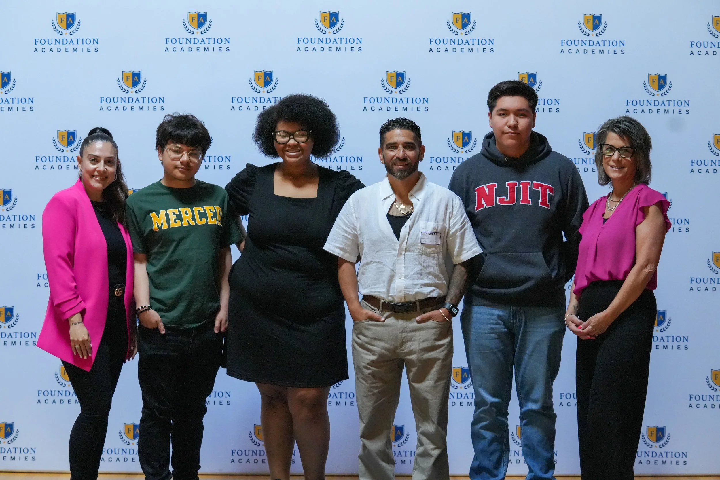 SeniorSigningDay_FA_2026_Web-12.jpg
