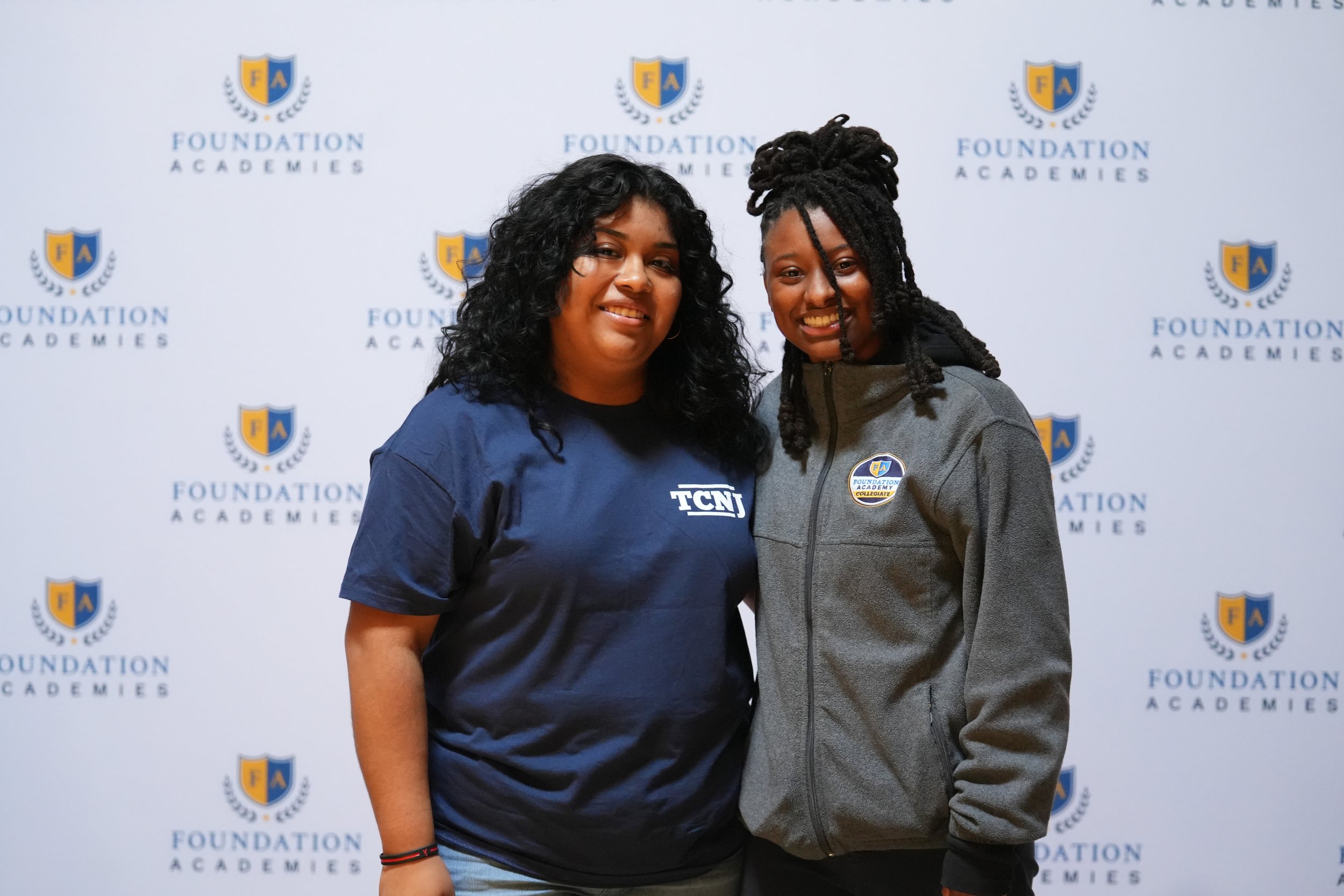 SeniorSigningDay_FA_2026_Web-22.jpg