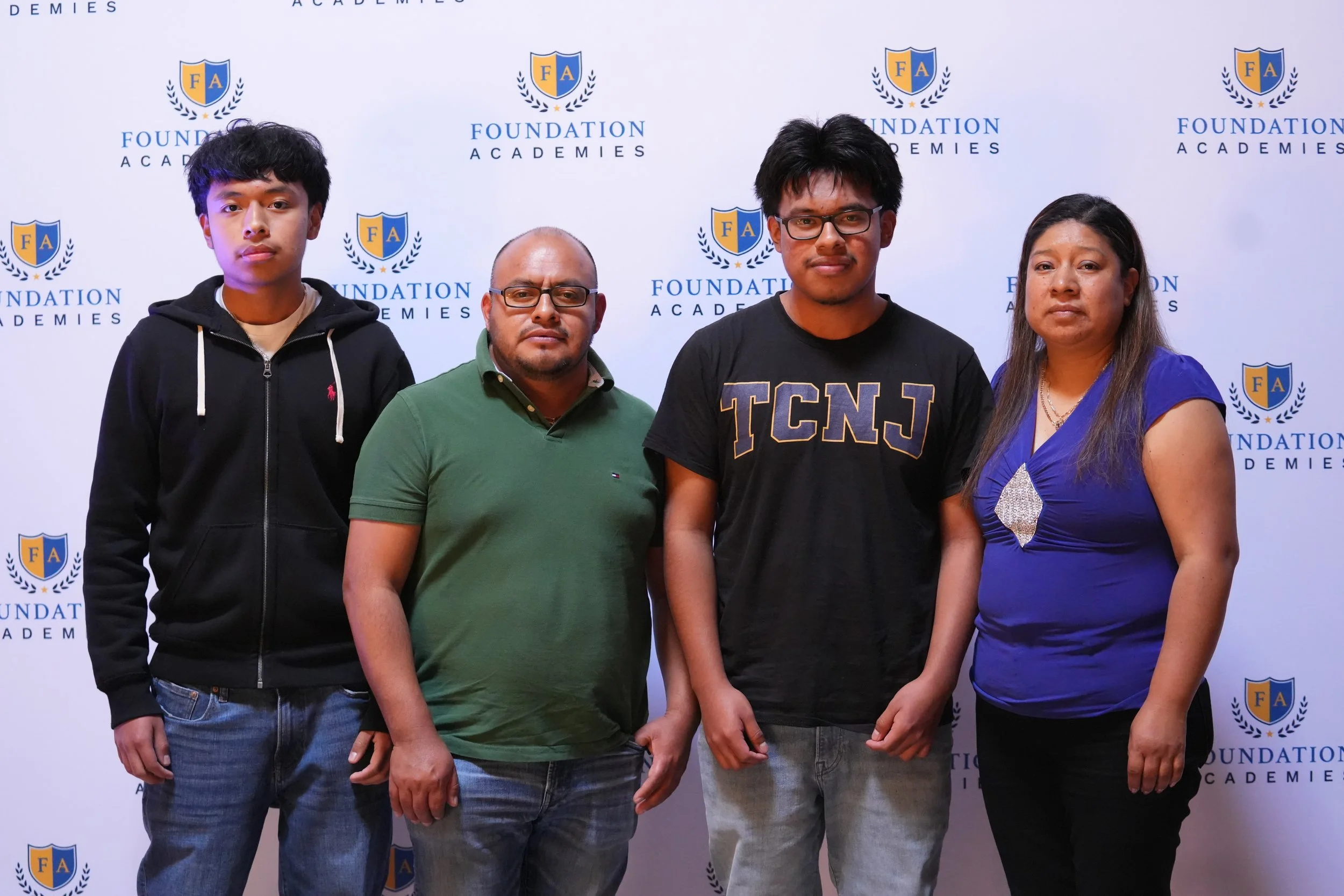 SeniorSigningDay_FA_2026_Web-40.jpg