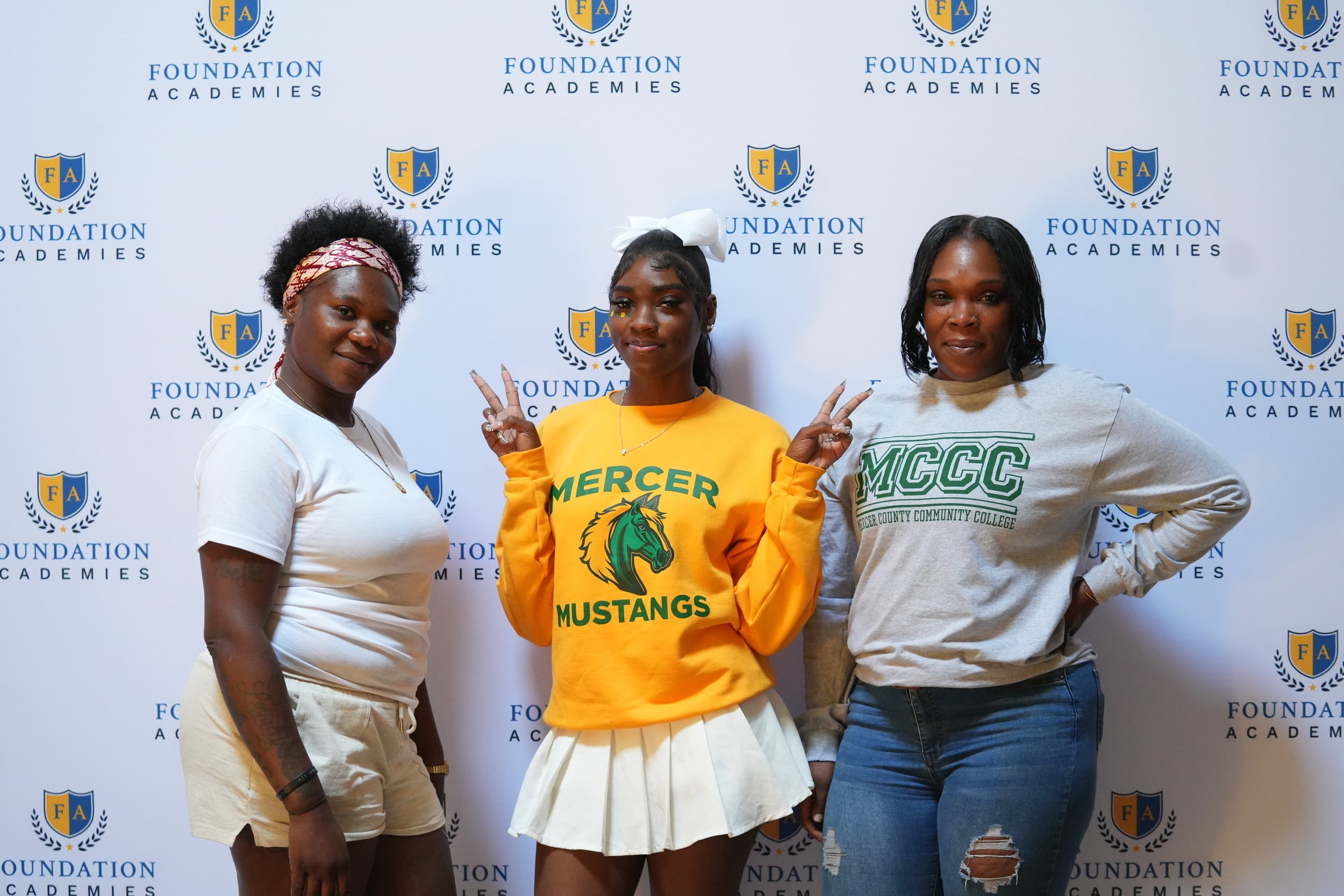 SeniorSigningDay_FA_2026_Web-49.jpg