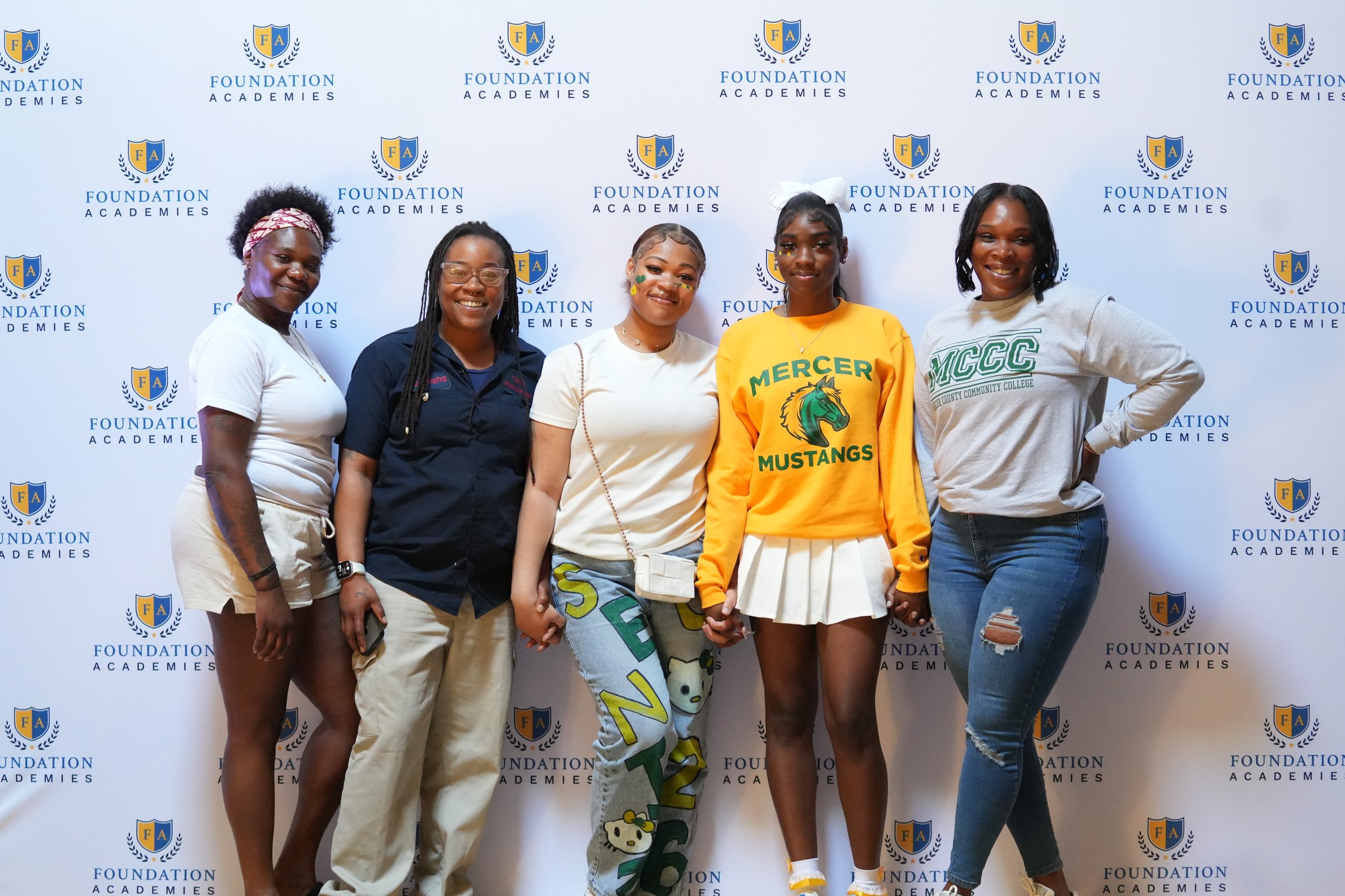 SeniorSigningDay_FA_2026_Web-51.jpg