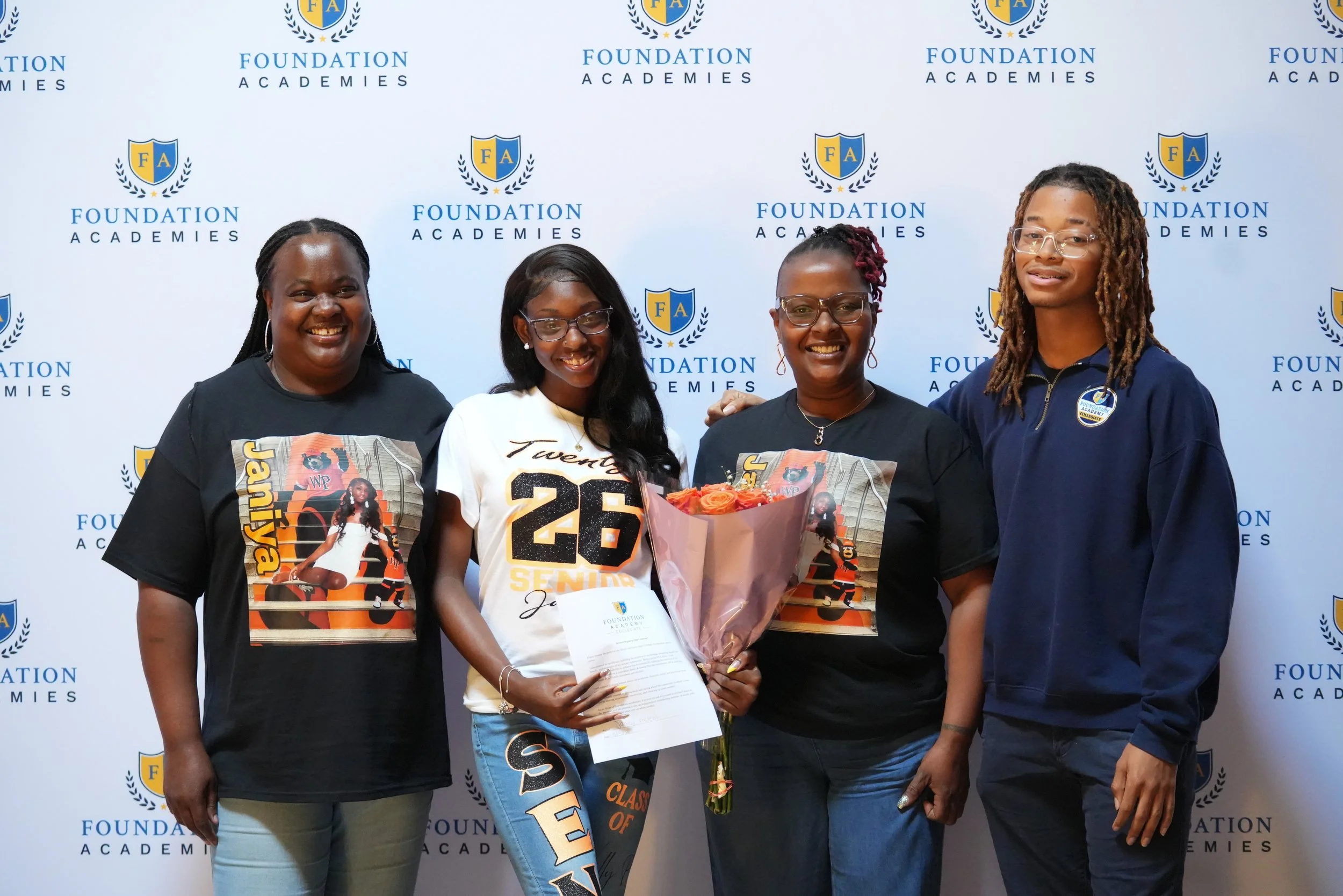 SeniorSigningDay_FA_2026_Web-54.jpg