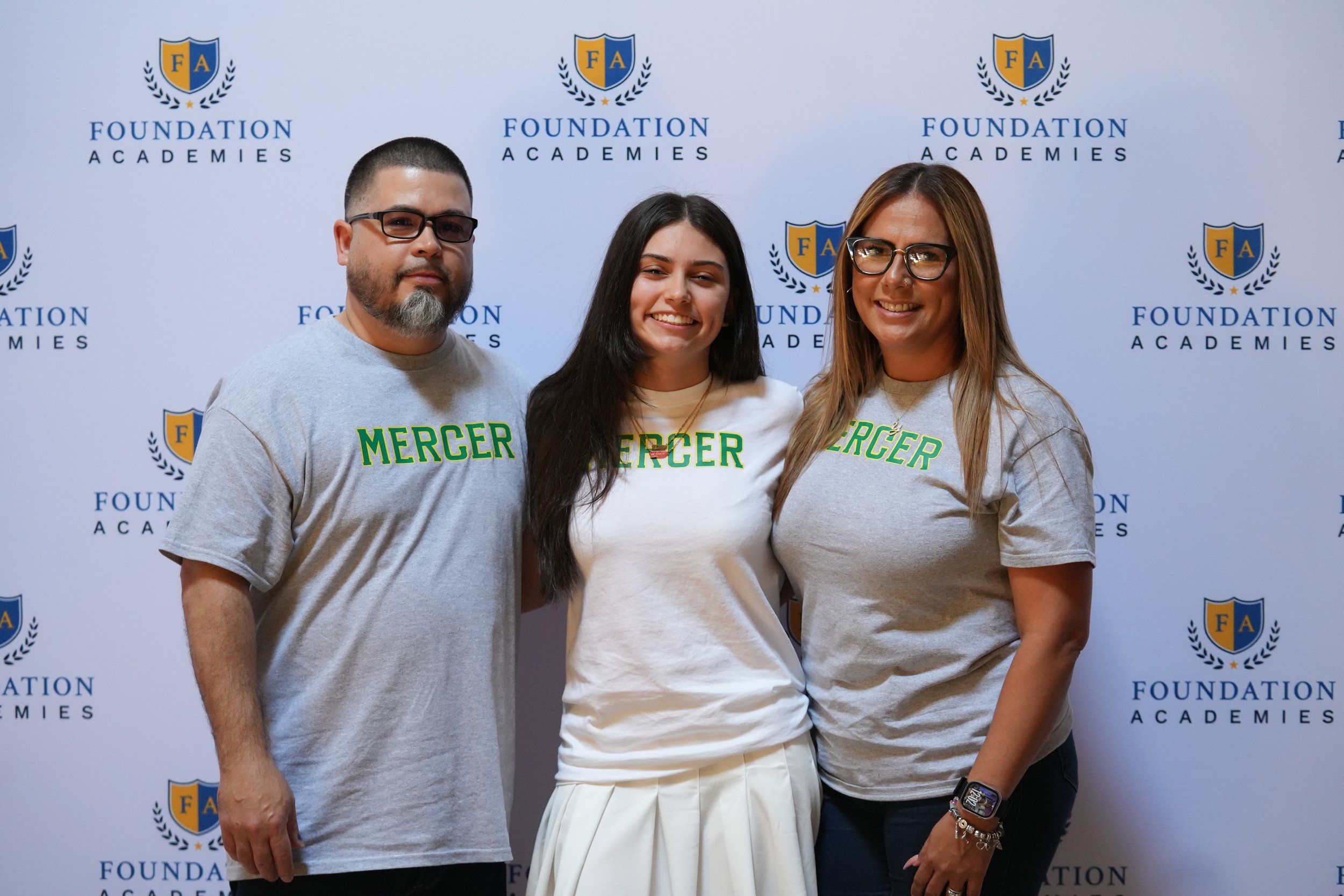 SeniorSigningDay_FA_2026_Web-57.jpg