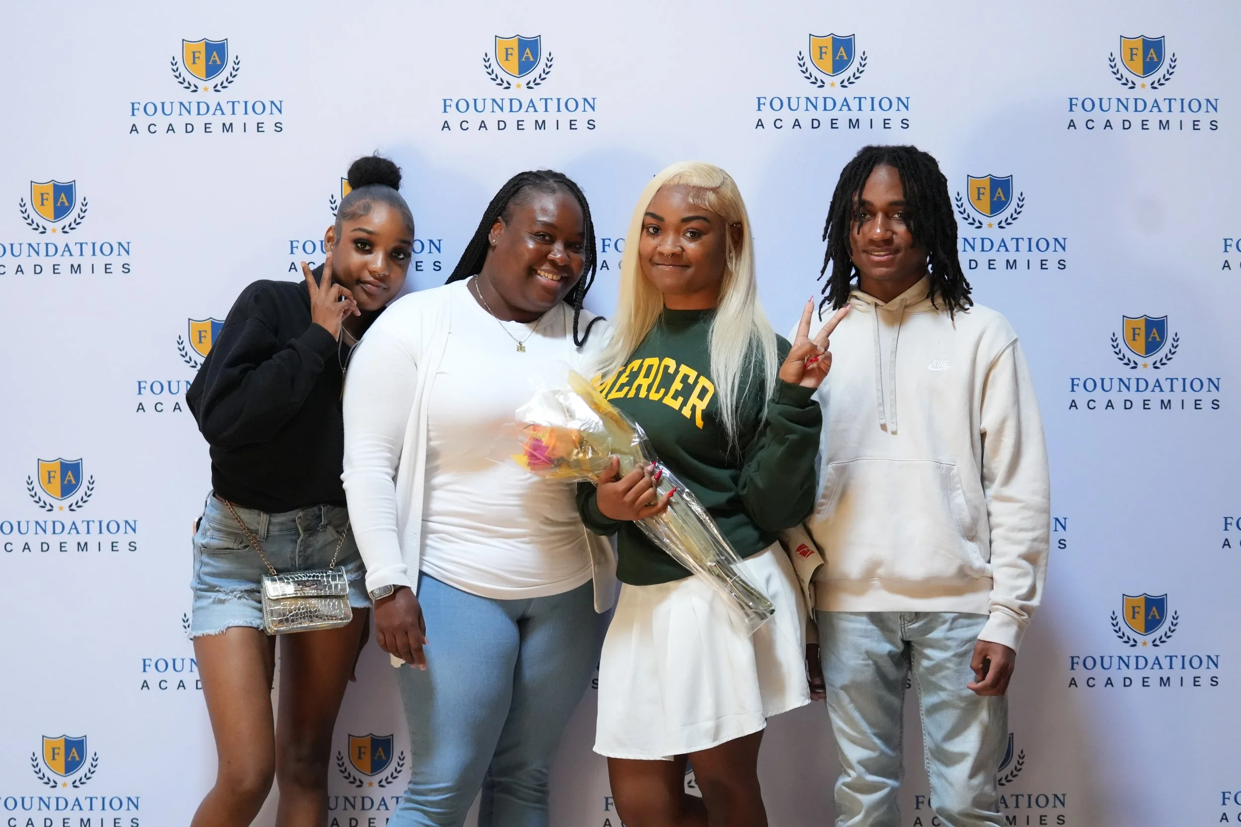 SeniorSigningDay_FA_2026_Web-83.jpg