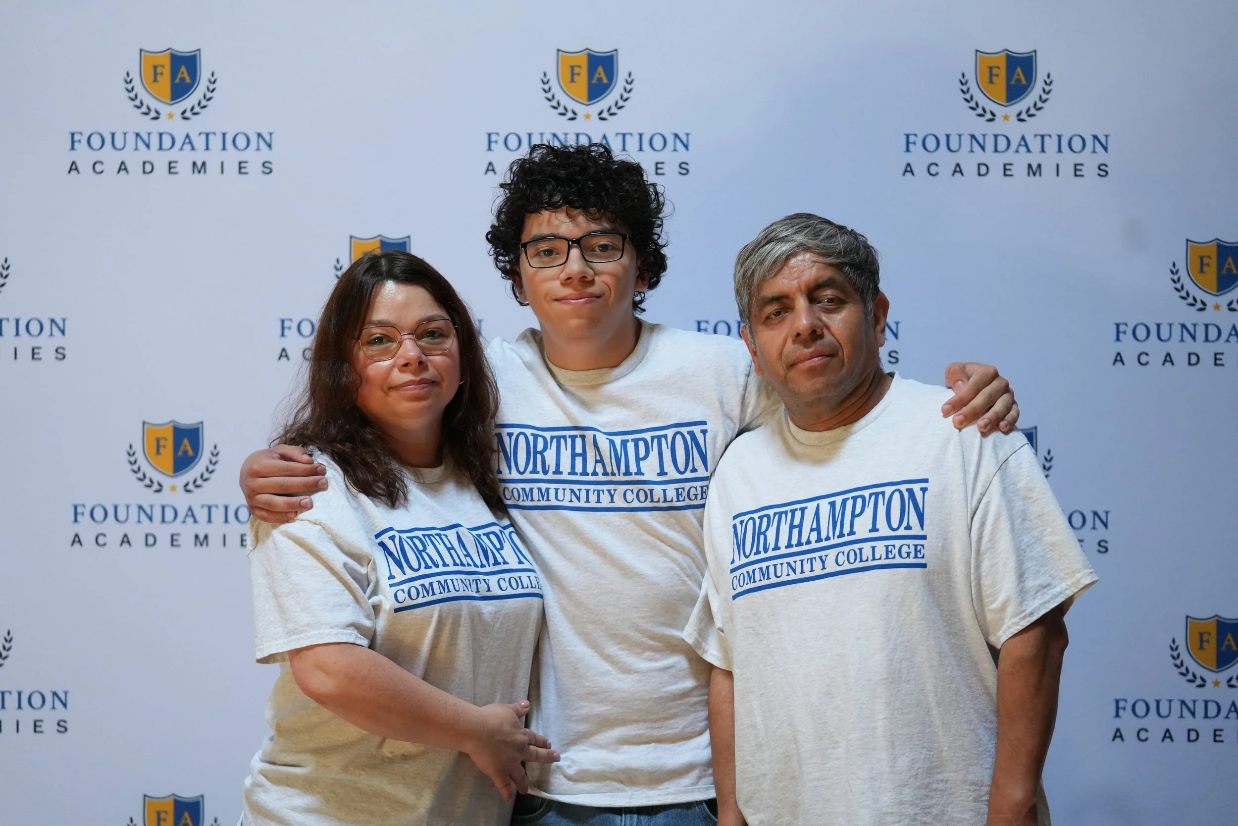 SeniorSigningDay_FA_2026_Web-84.jpg
