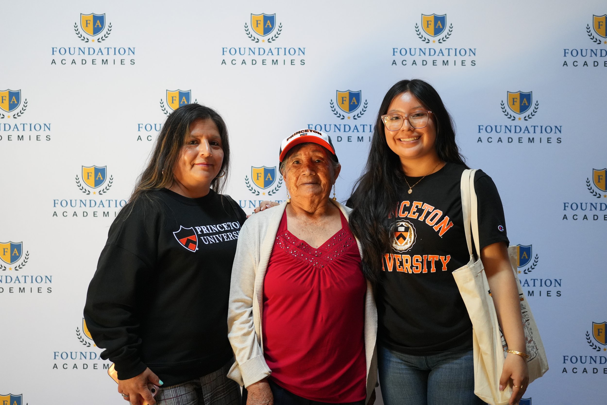 SeniorSigningDay_FA_2026_Web-86.jpg