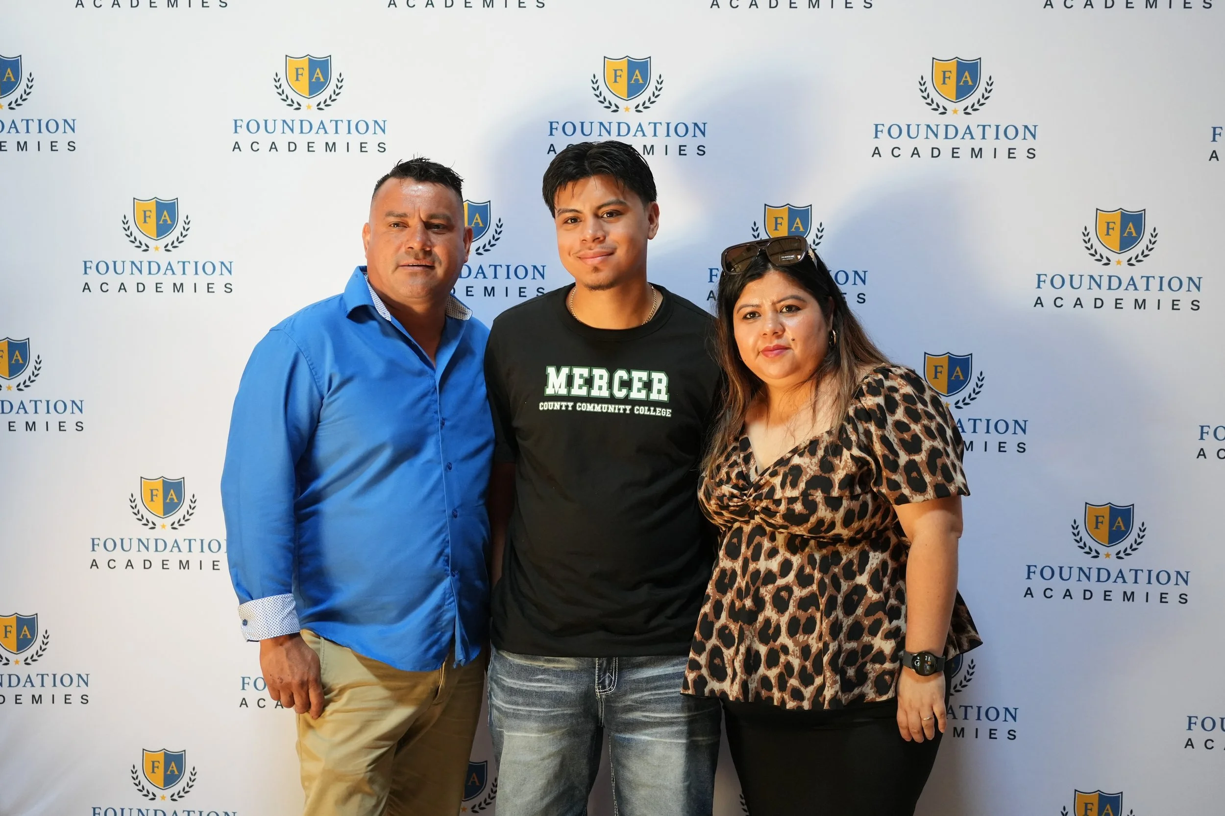 SeniorSigningDay_FA_2026_Web-92.jpg