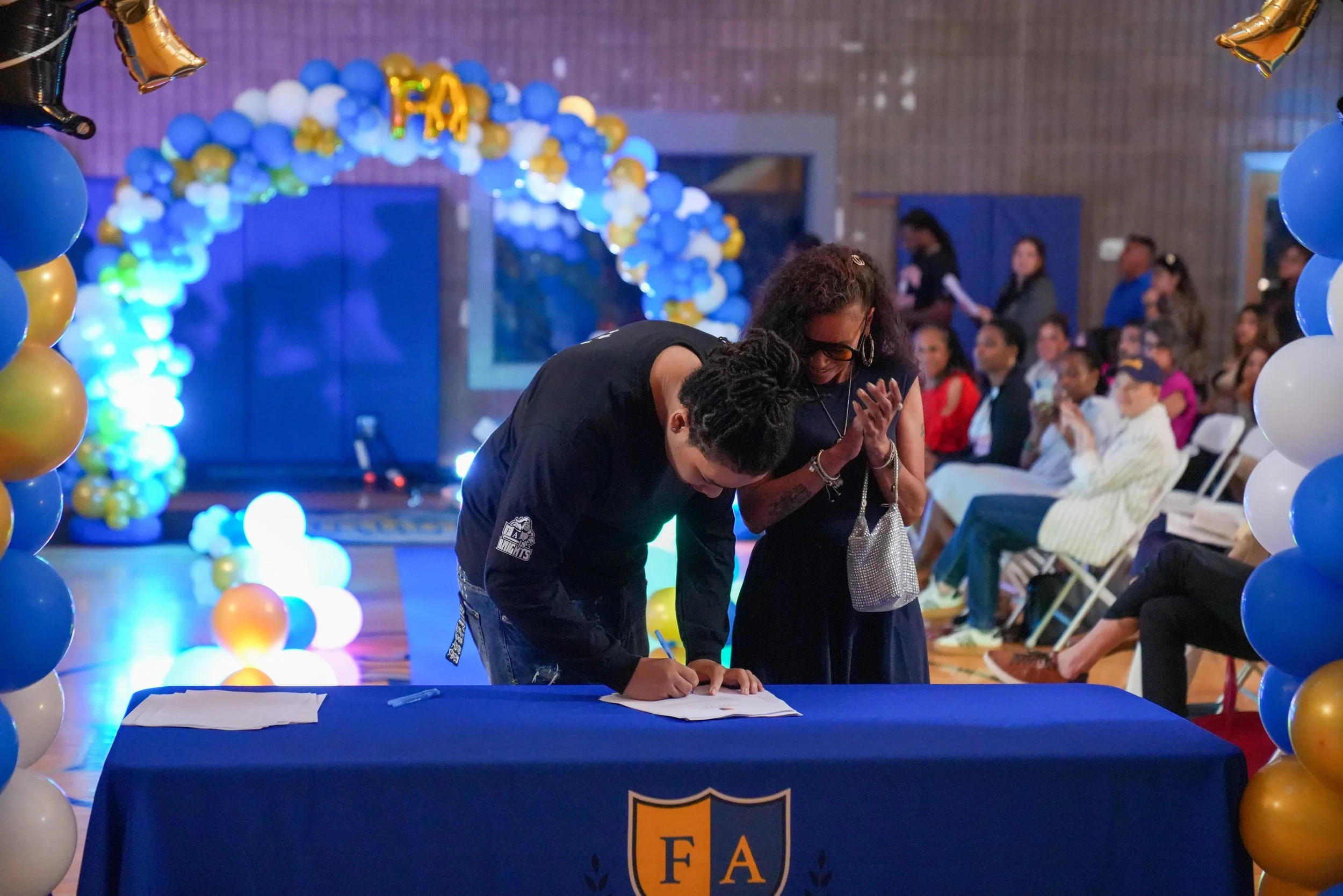 SeniorSigningDay_FA_2026_Web-153.jpg