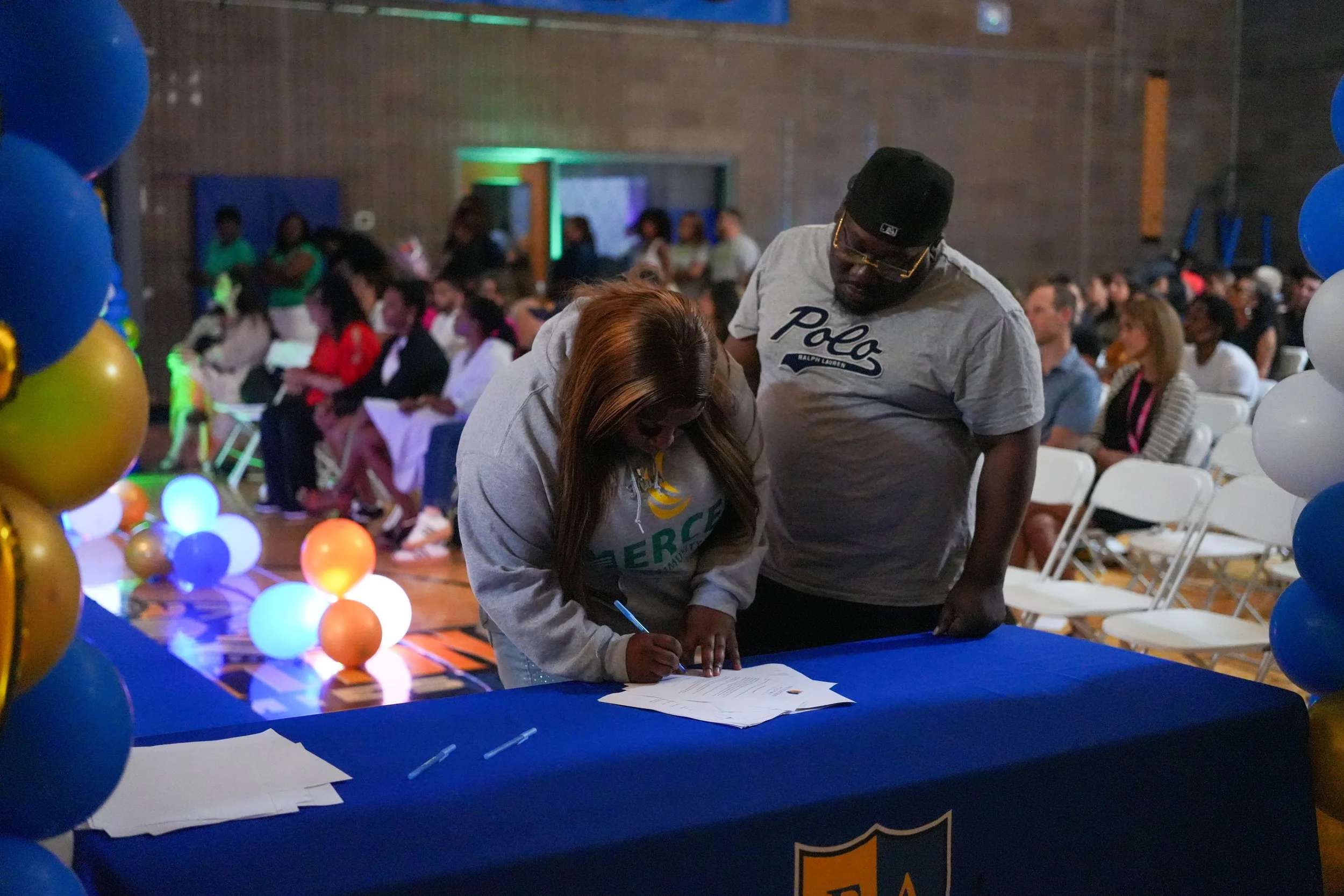 SeniorSigningDay_FA_2026_Web-163.jpg