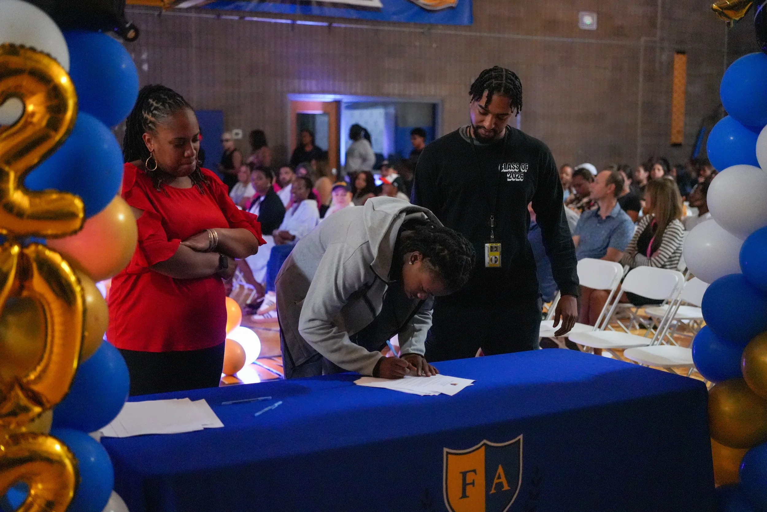 SeniorSigningDay_FA_2026_Web-167.jpg