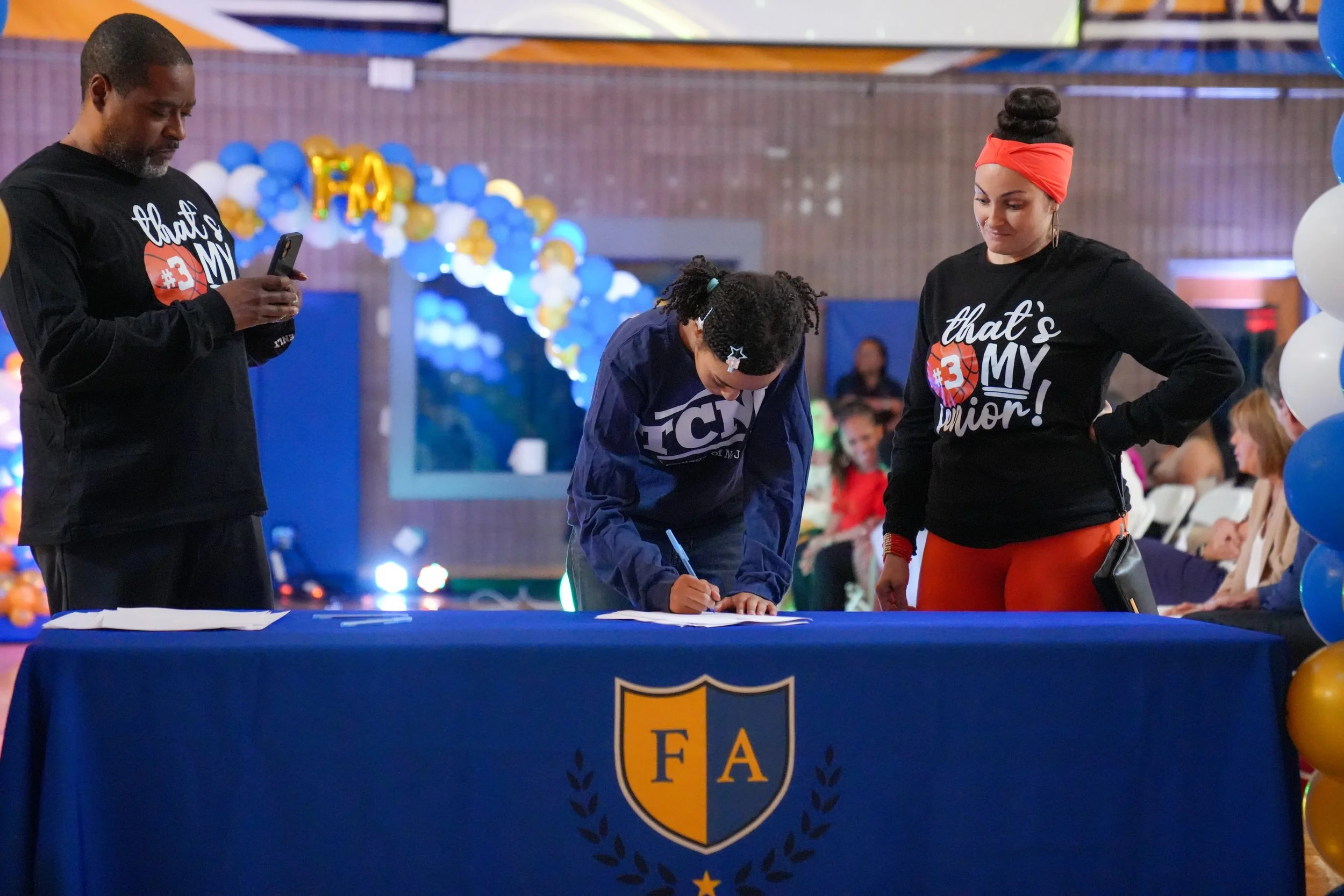 SeniorSigningDay_FA_2026_Web-184.jpg