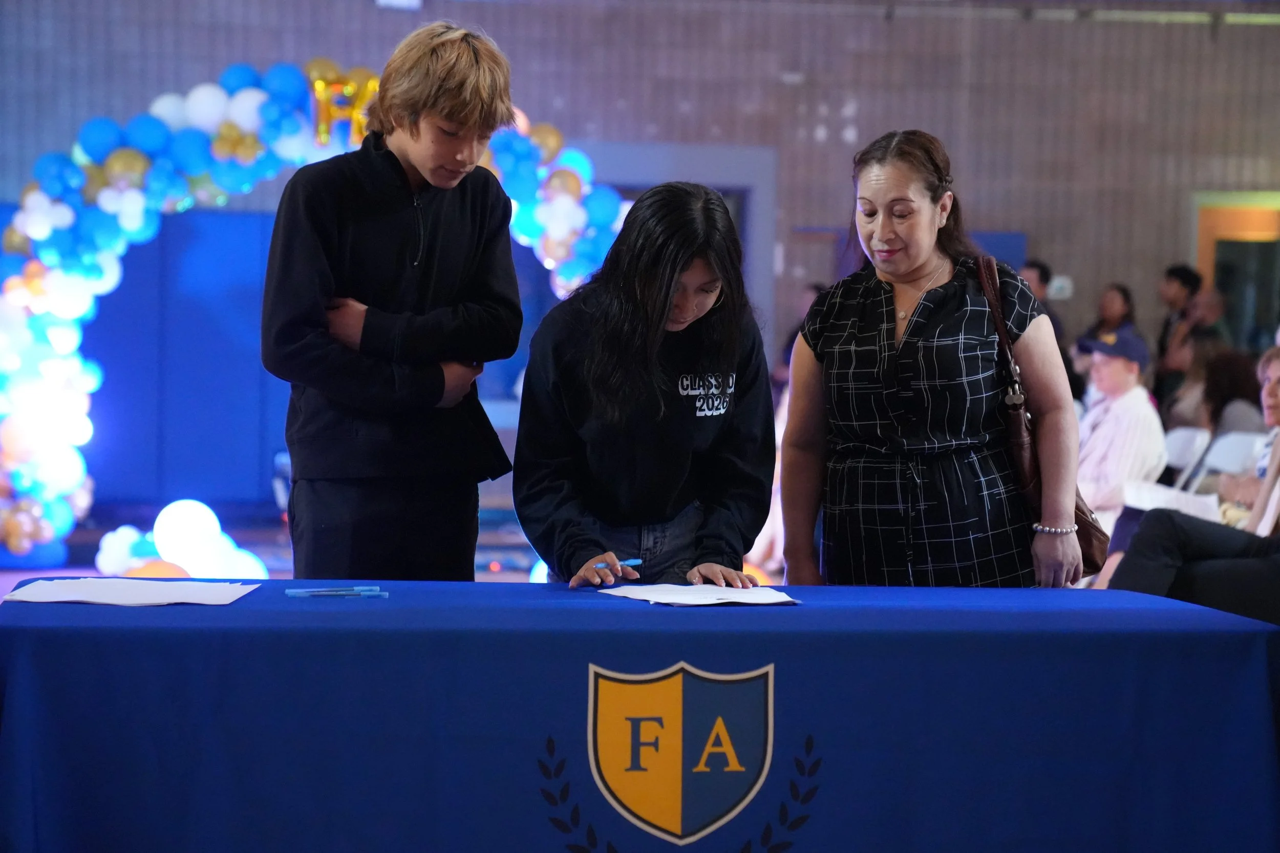 SeniorSigningDay_FA_2026_Web-189.jpg