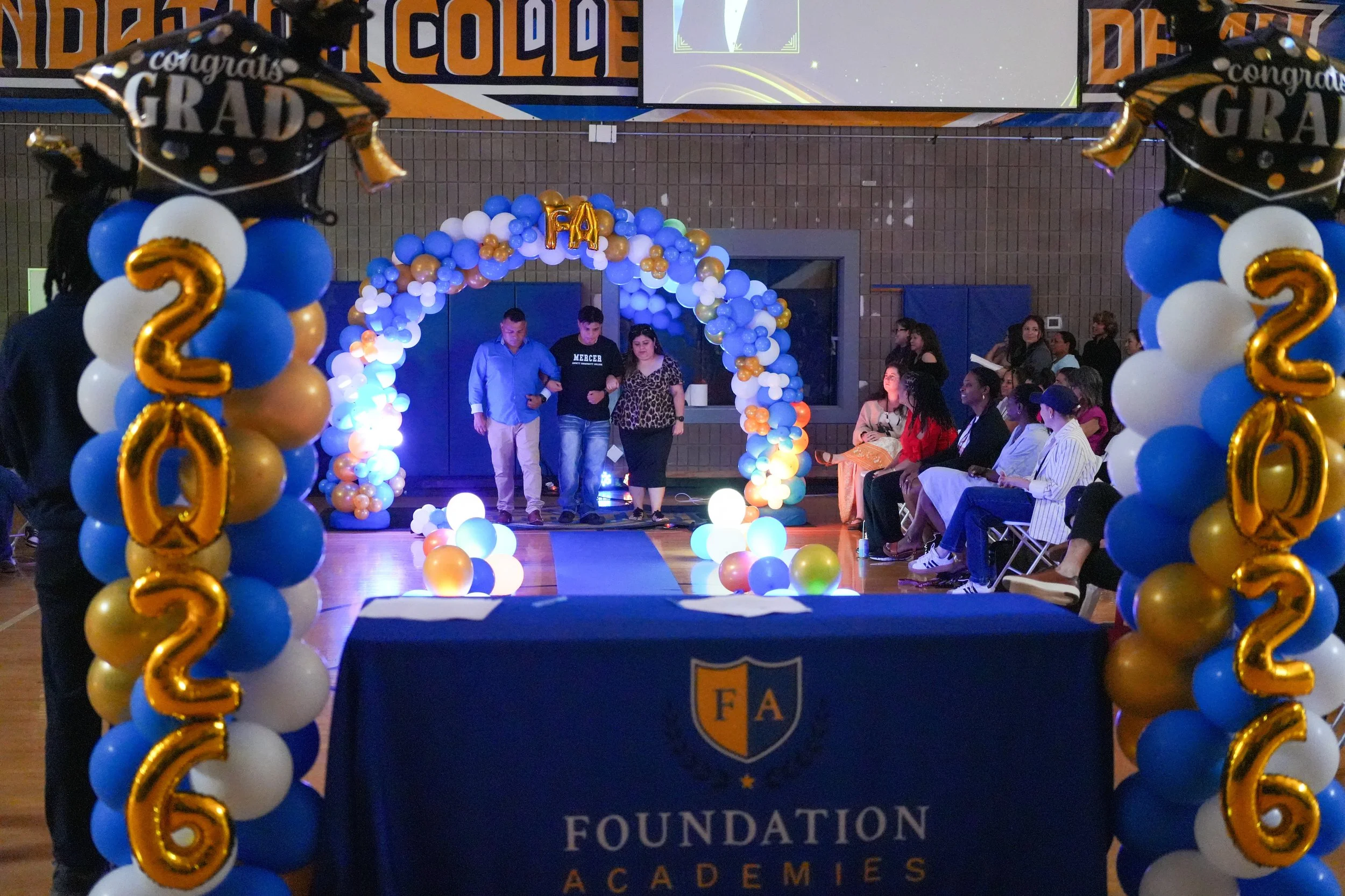 SeniorSigningDay_FA_2026_Web-196.jpg