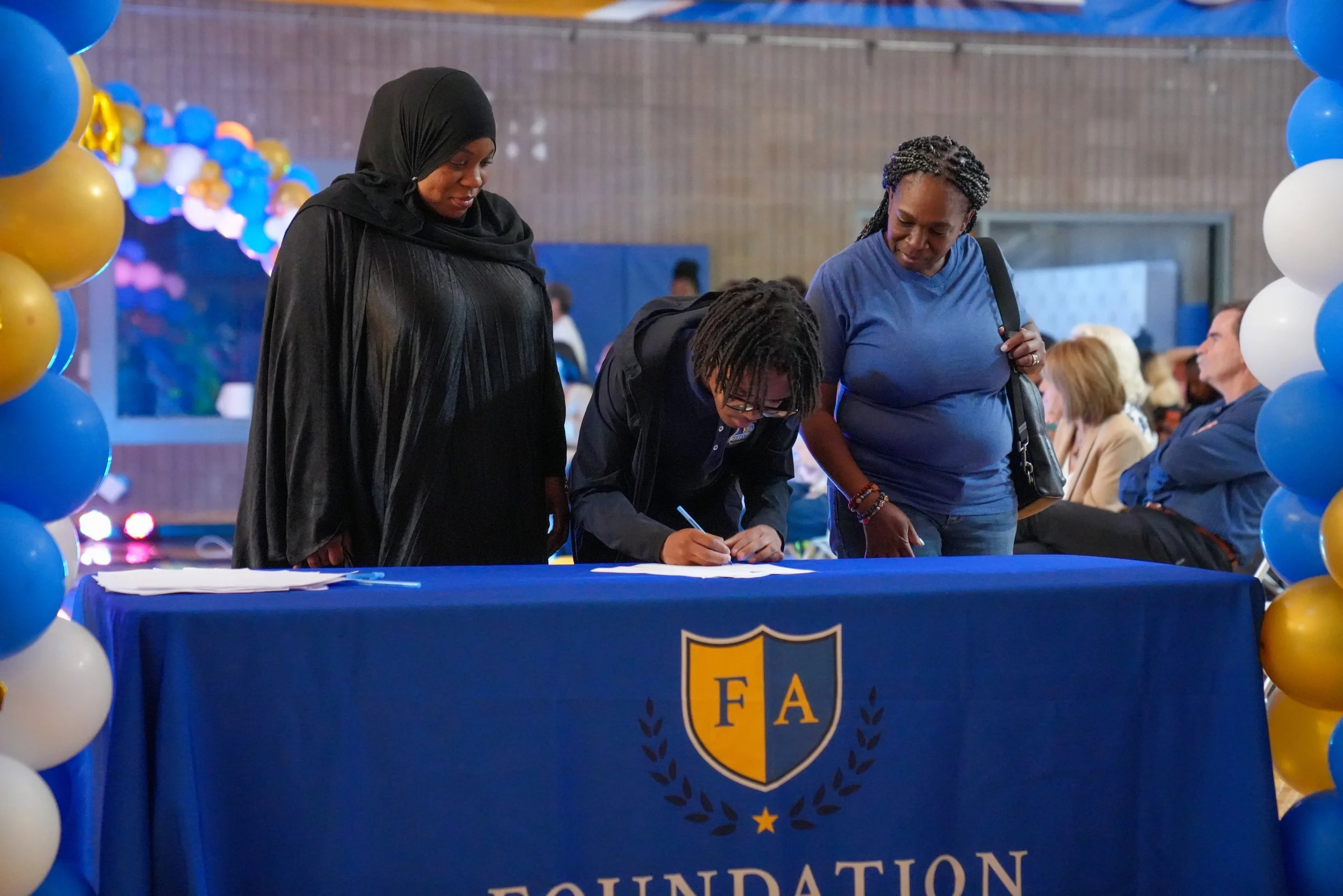 SeniorSigningDay_FA_2026_Web-202.jpg
