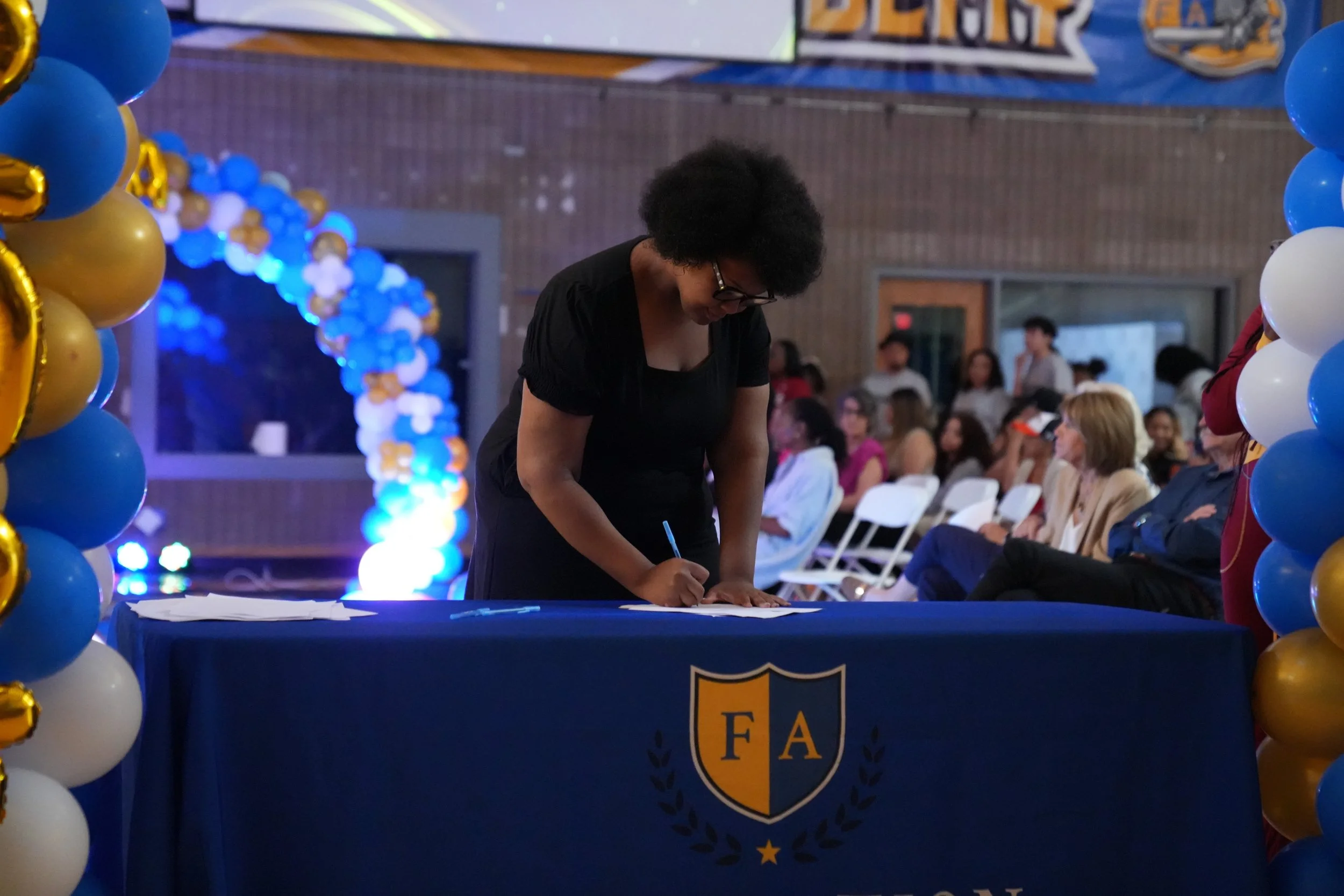SeniorSigningDay_FA_2026_Web-209.jpg