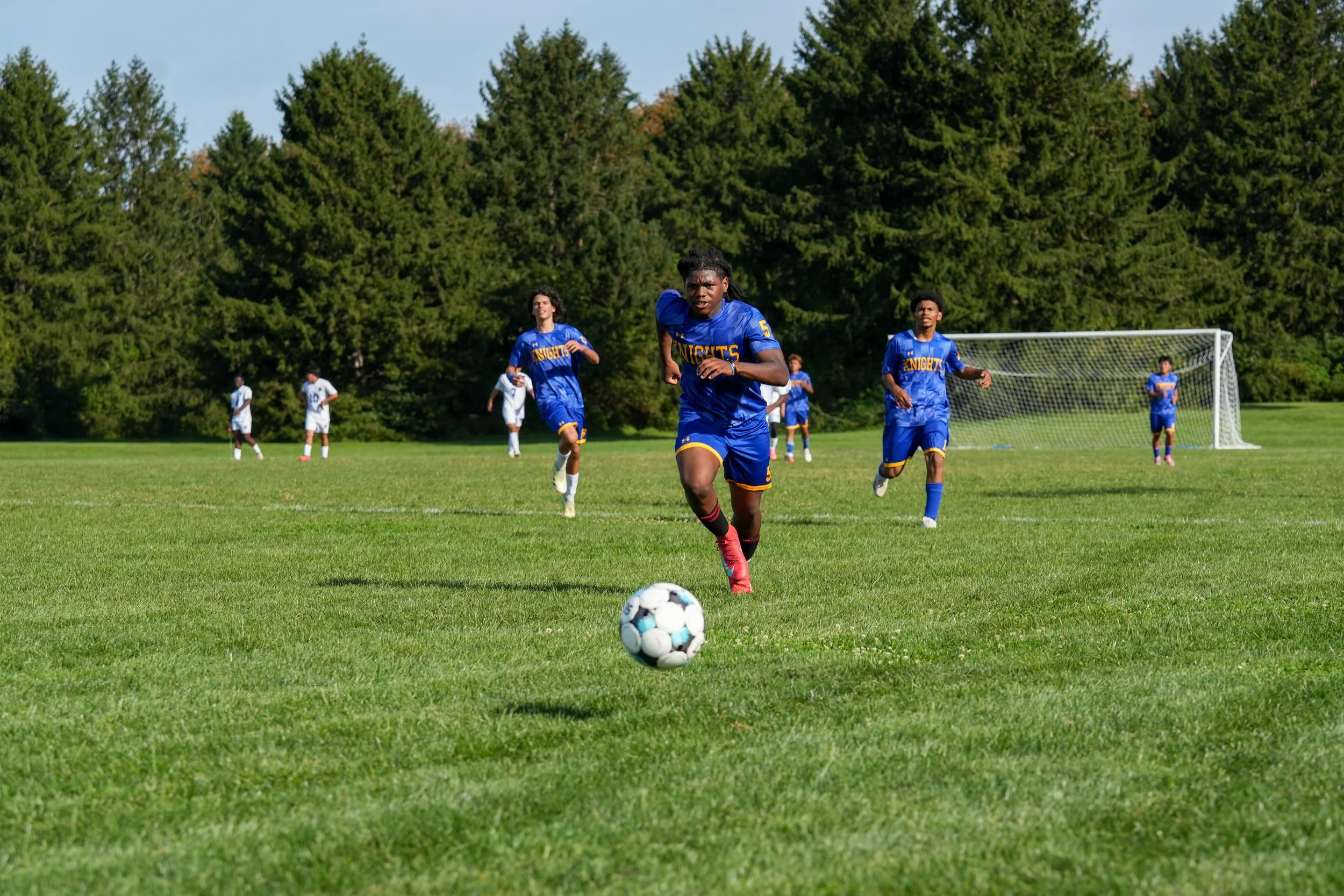 FA_BoysVarsitySoccer_2627_Web-102.jpg