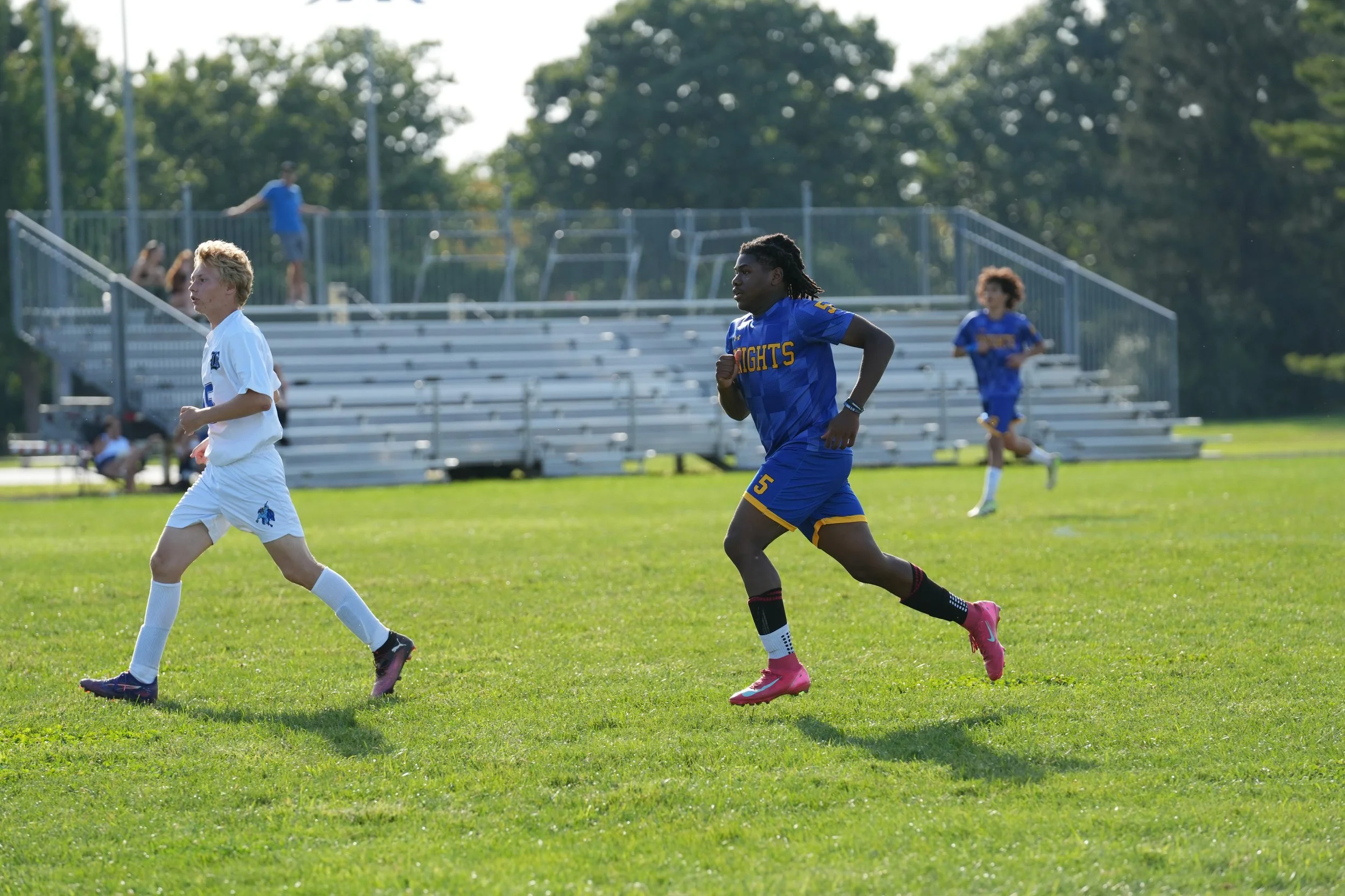 FA_BoysVarsitySoccer_2627_Web-103.jpg