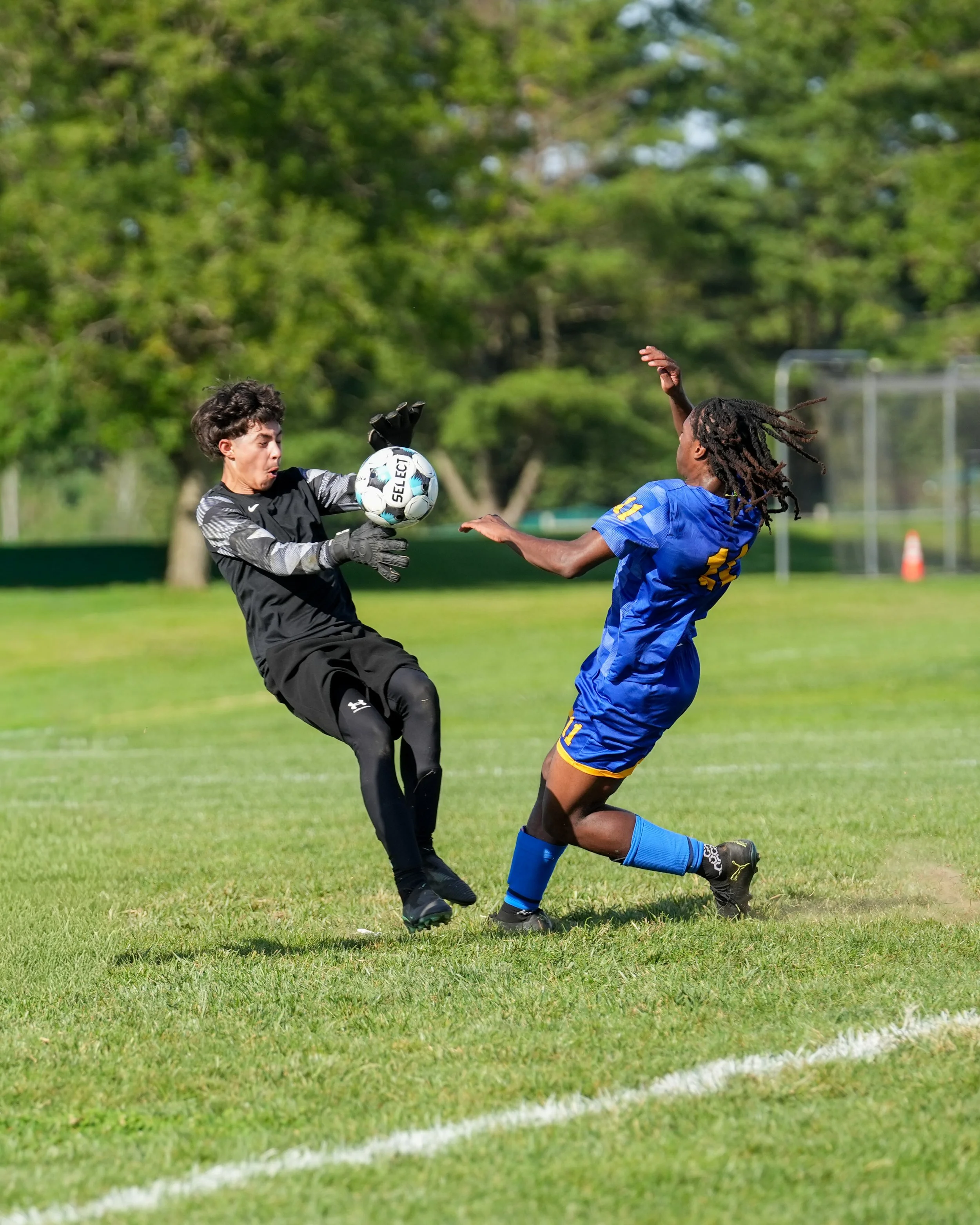 FA_BoysVarsitySoccer_2627_Web-108.jpg