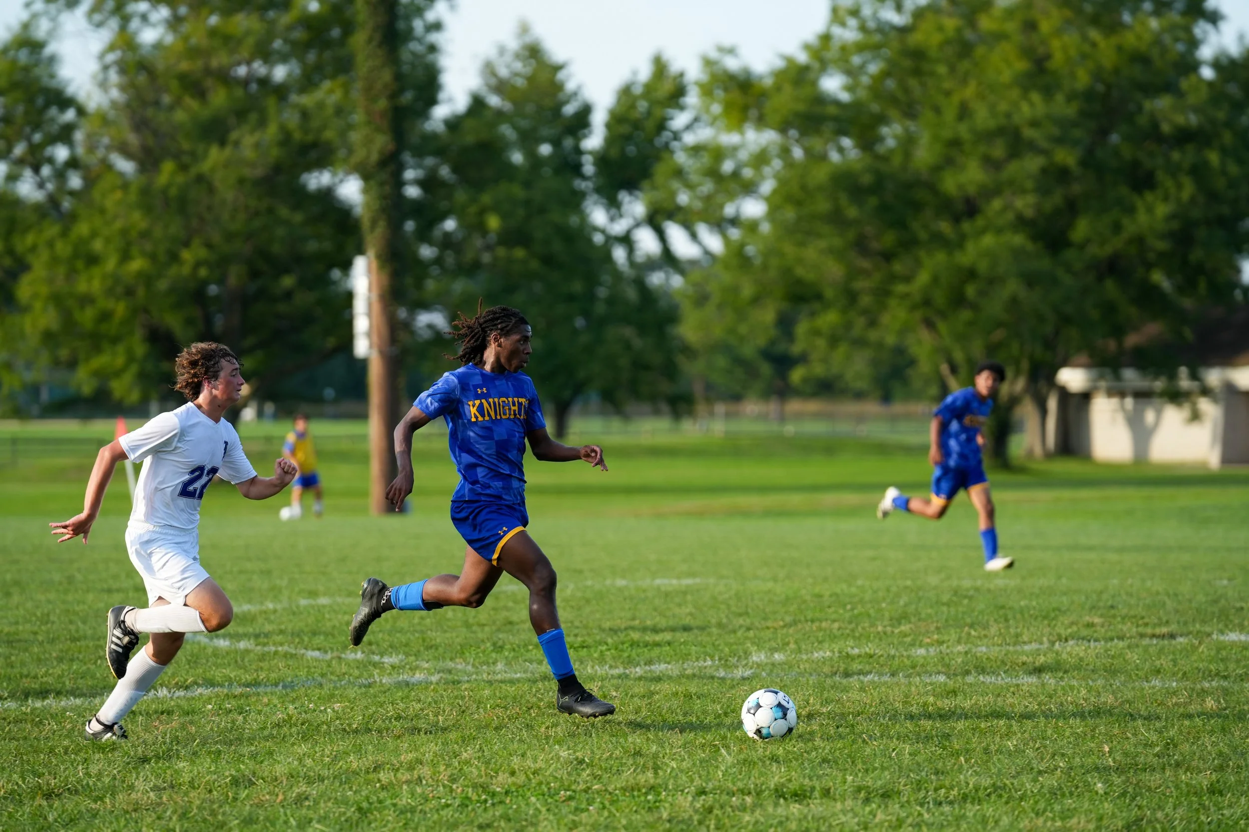 FA_BoysVarsitySoccer_2627_Web-110.jpg