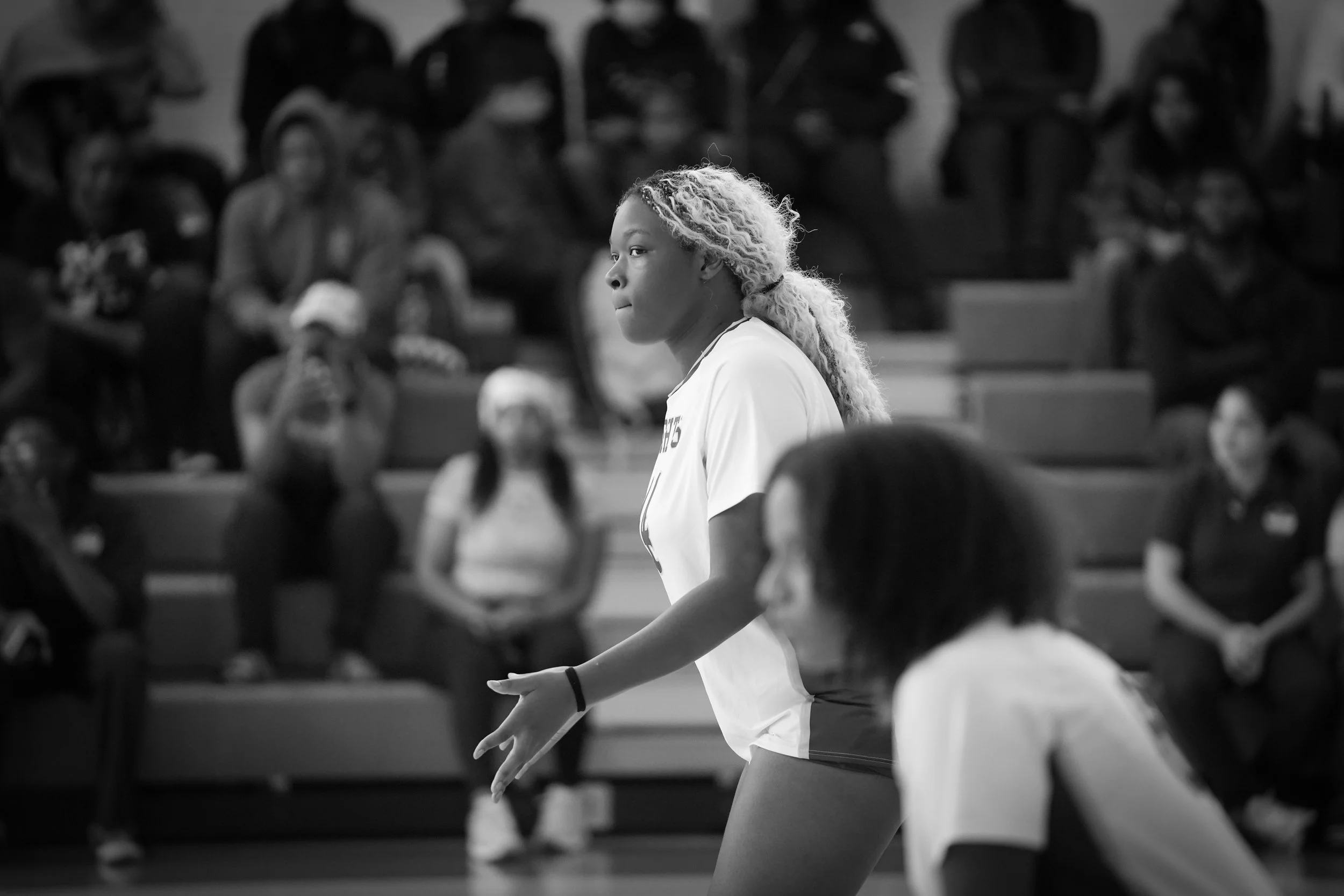 GirlsVarsityVolleyball_GameDay_2627_Web-05.jpg