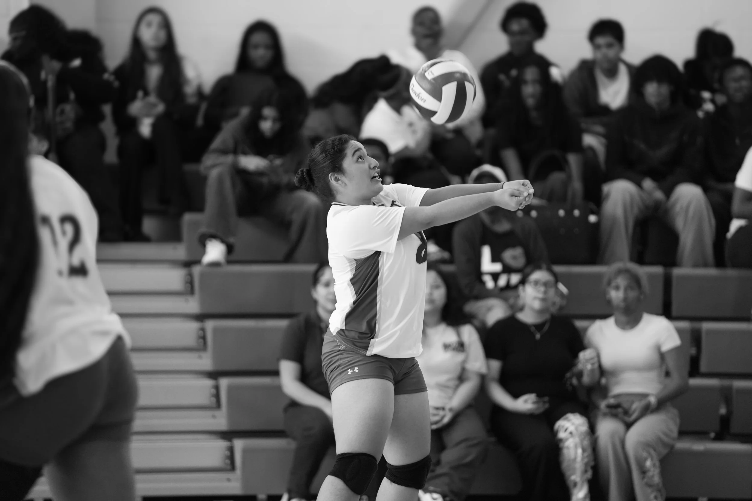 GirlsVarsityVolleyball_GameDay_2627_Web-10.jpg
