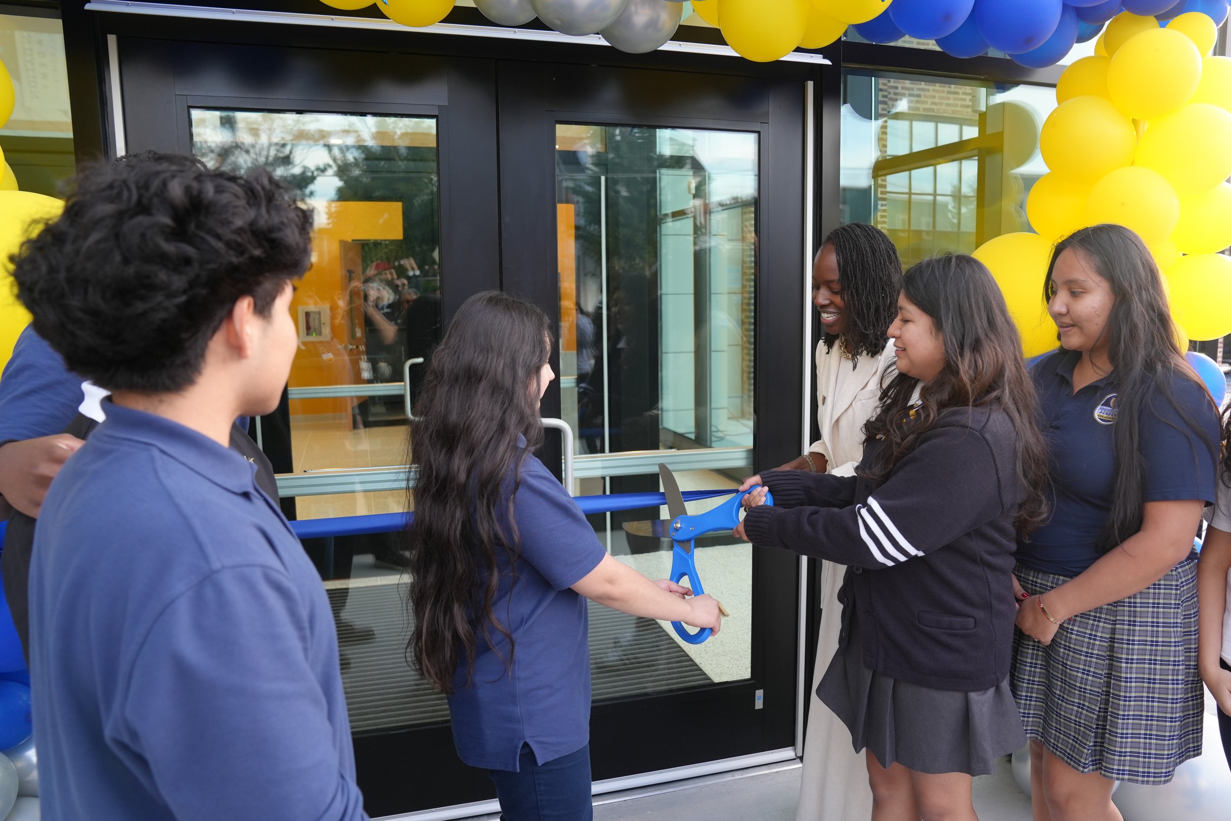 RibbonCutting_FACollegiate_92326_Web-03.jpg
