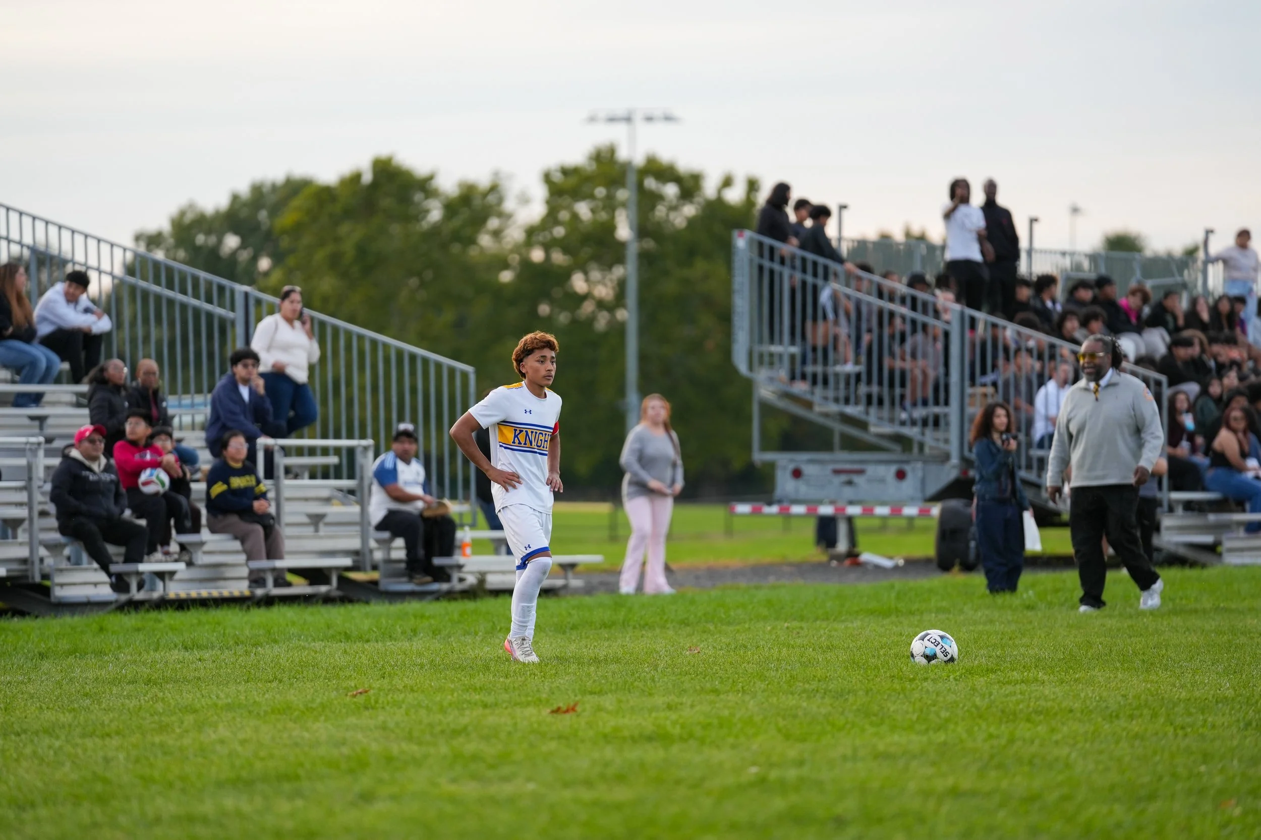 SeniorKnight_BoysVarsitySoccer_CCC_26_web_-44.jpg