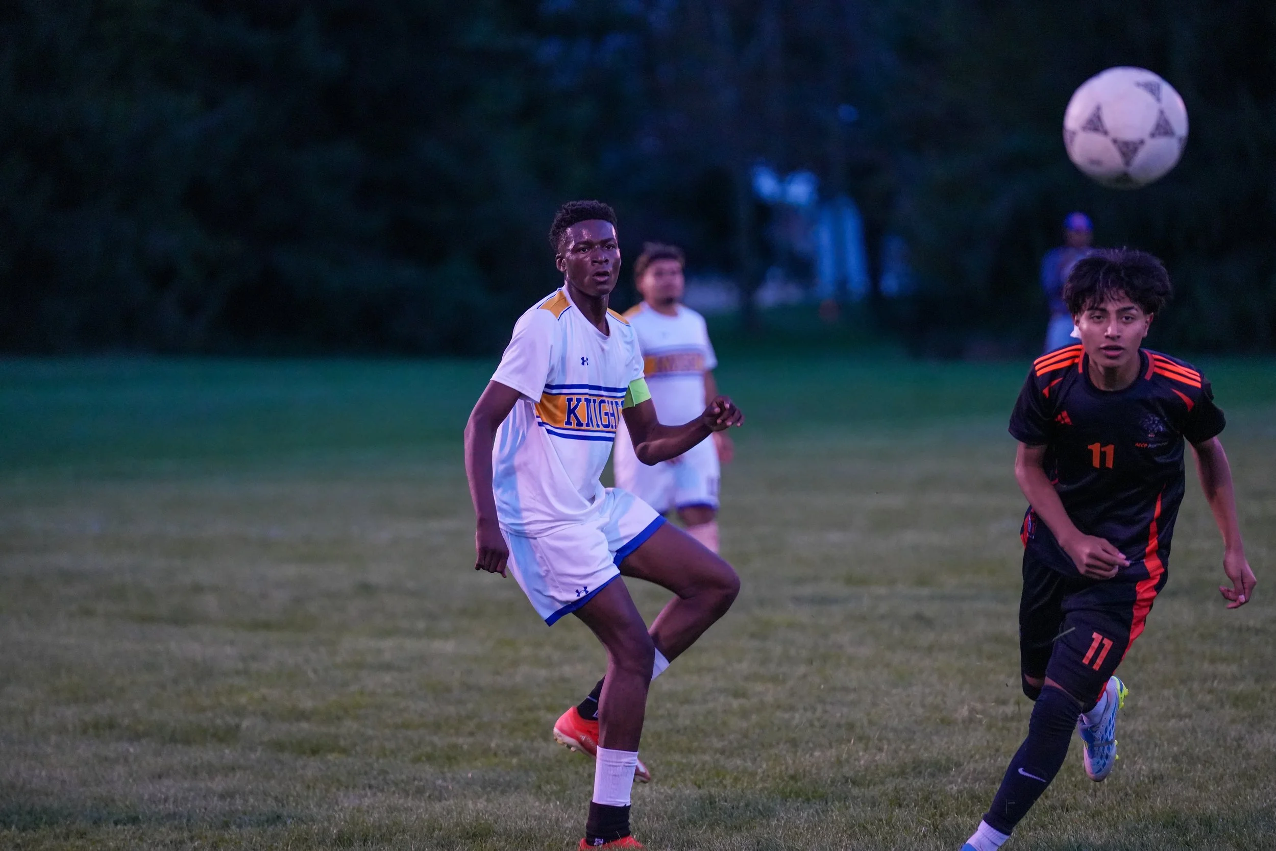 SeniorKnight_BoysVarsitySoccer_CCC_26_web_-48.jpg