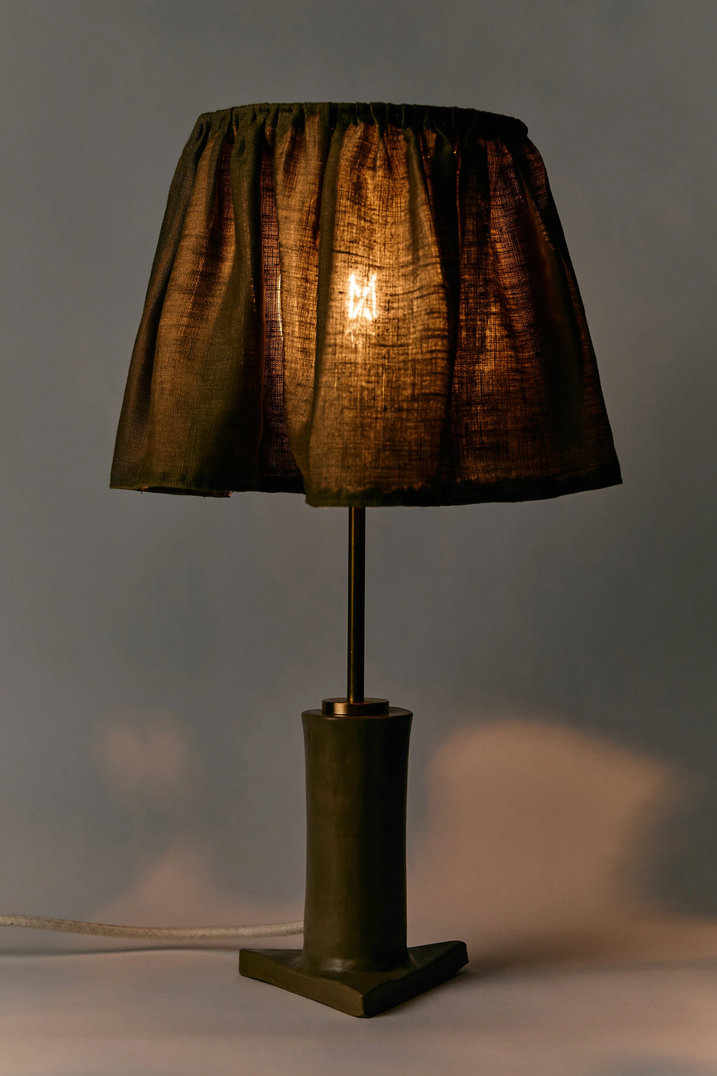 loutre-large-lamp_002.jpg