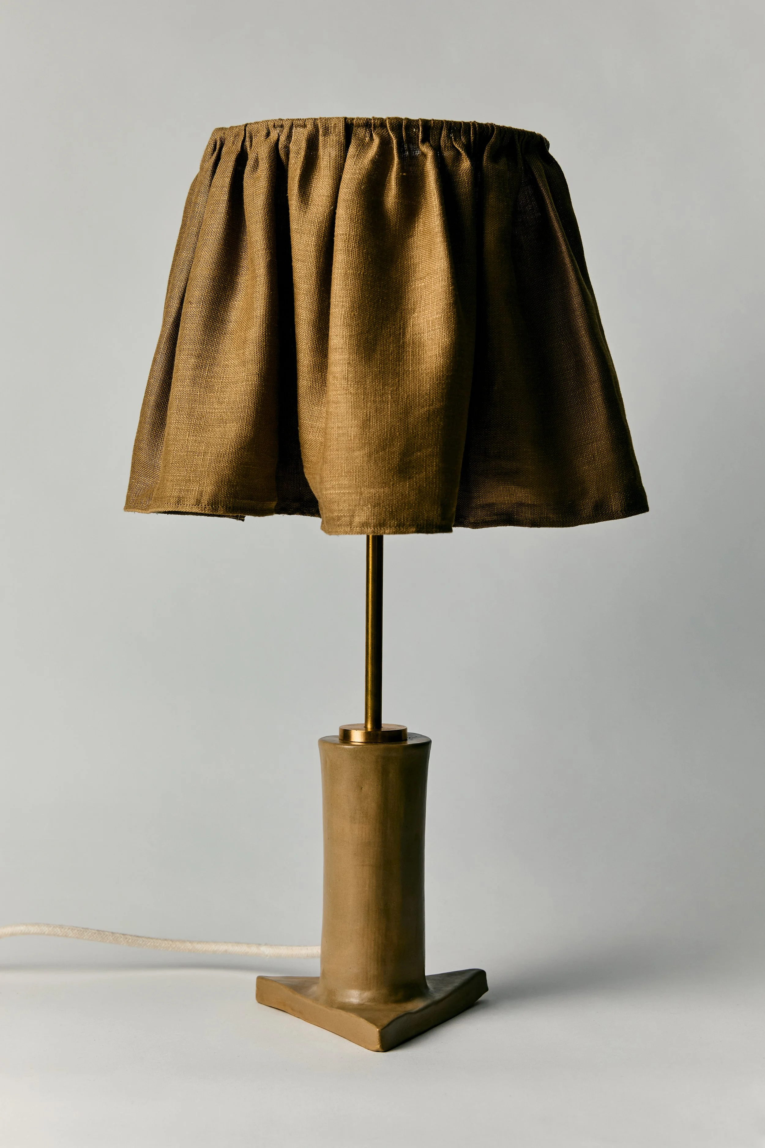 loutre-large-lamp_001..jpg