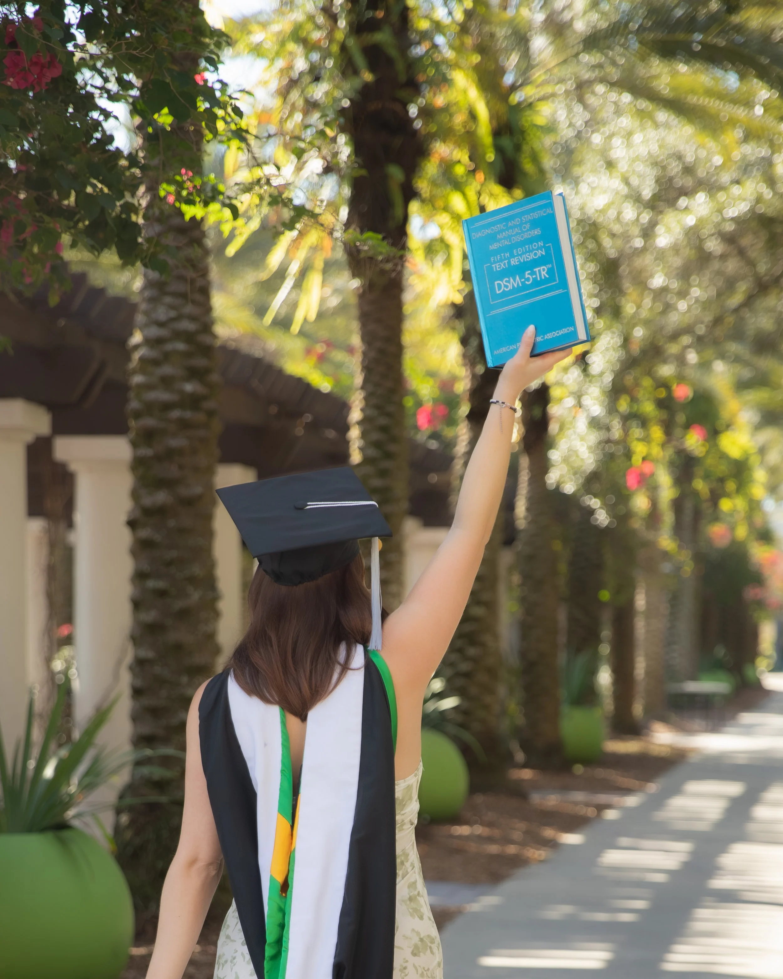 USF_Gradshoot-52.jpg