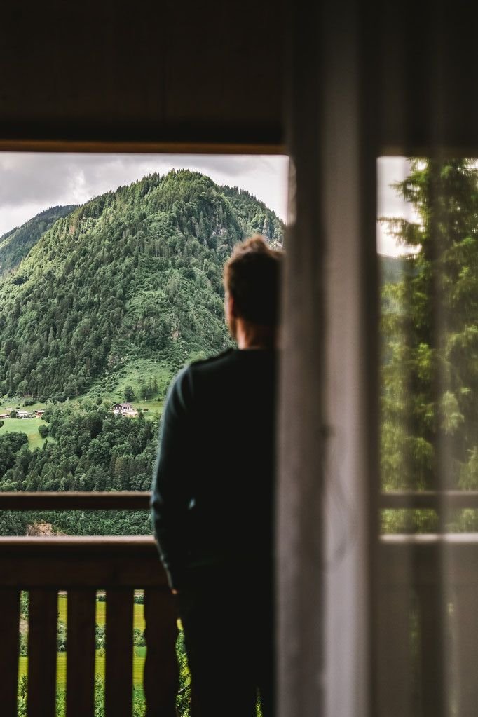 Why You Keep Holding Yourself Back (Even When You Know Better)