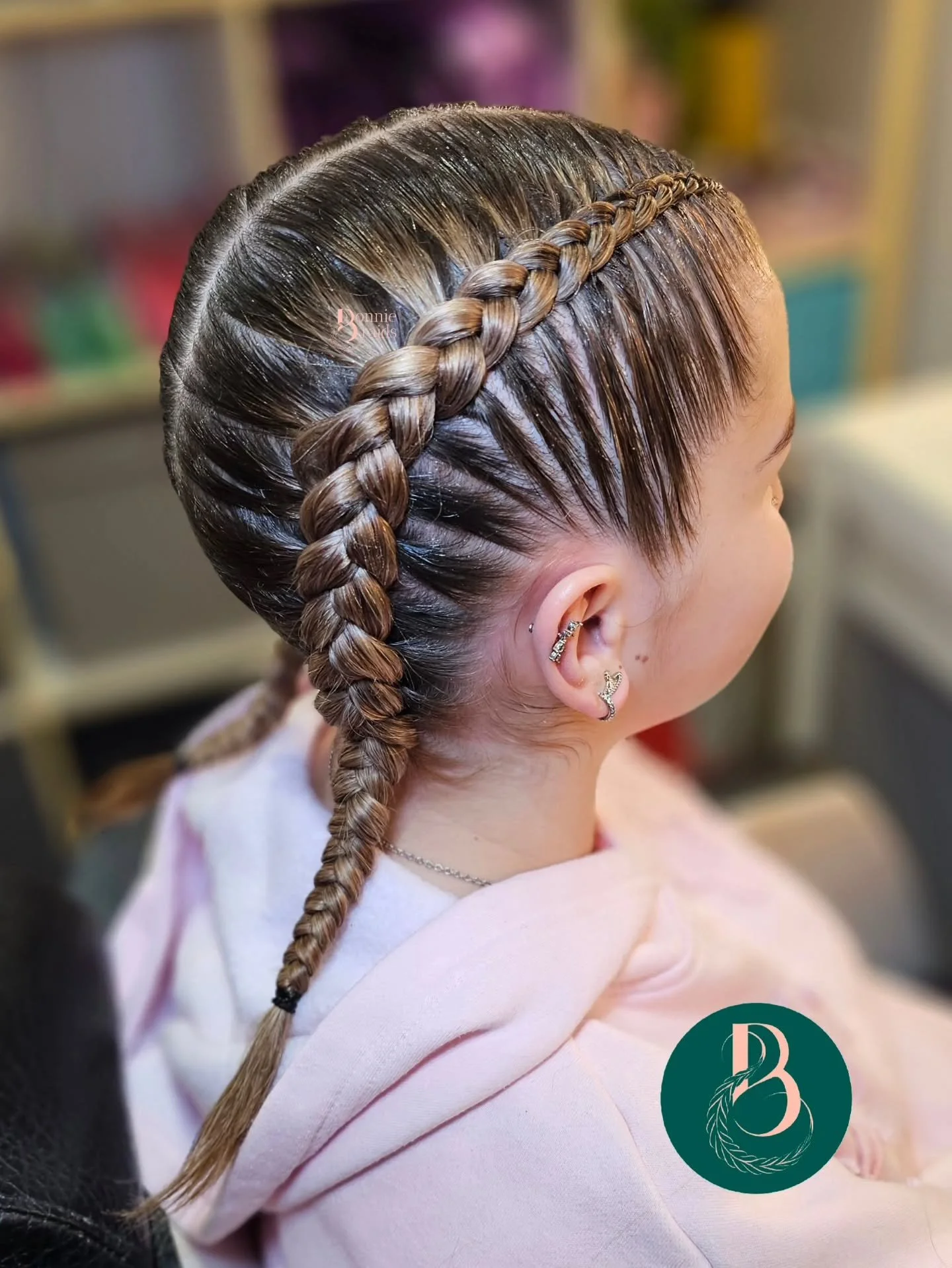 Double Dutch Braids really are the ultimate hairstyle for busy families! 💕

Perfect for:
✨ Dance shows
✨ Gymnastics competitions
✨ School residential trips
✨ Summer holidays
✨ Festivals
✨ Sports events
✨ Camping adventures
✨ Long weekends away
✨ Eve