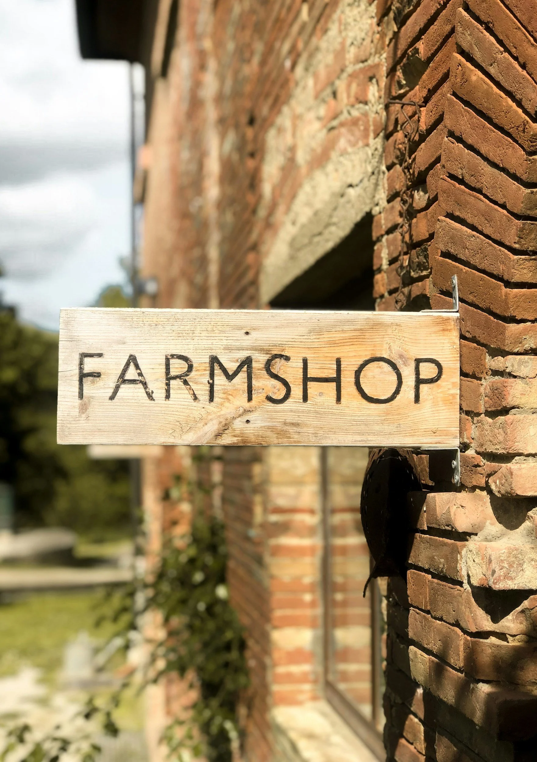 INGLENOOK FARM, RAINHILL.