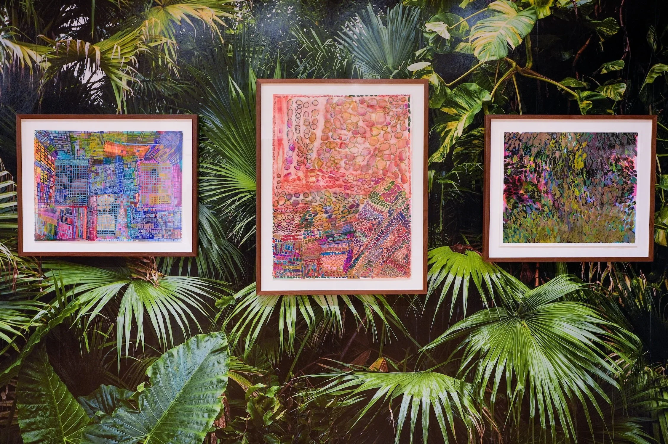 De gauche à droite : « Sans titre », Samantha Mathews ; « Sans titre », Samantha Mathews ; « Sans titre », Taneya Lovelace