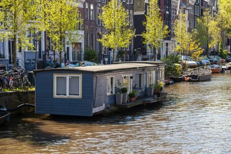 Gasloze woonboten