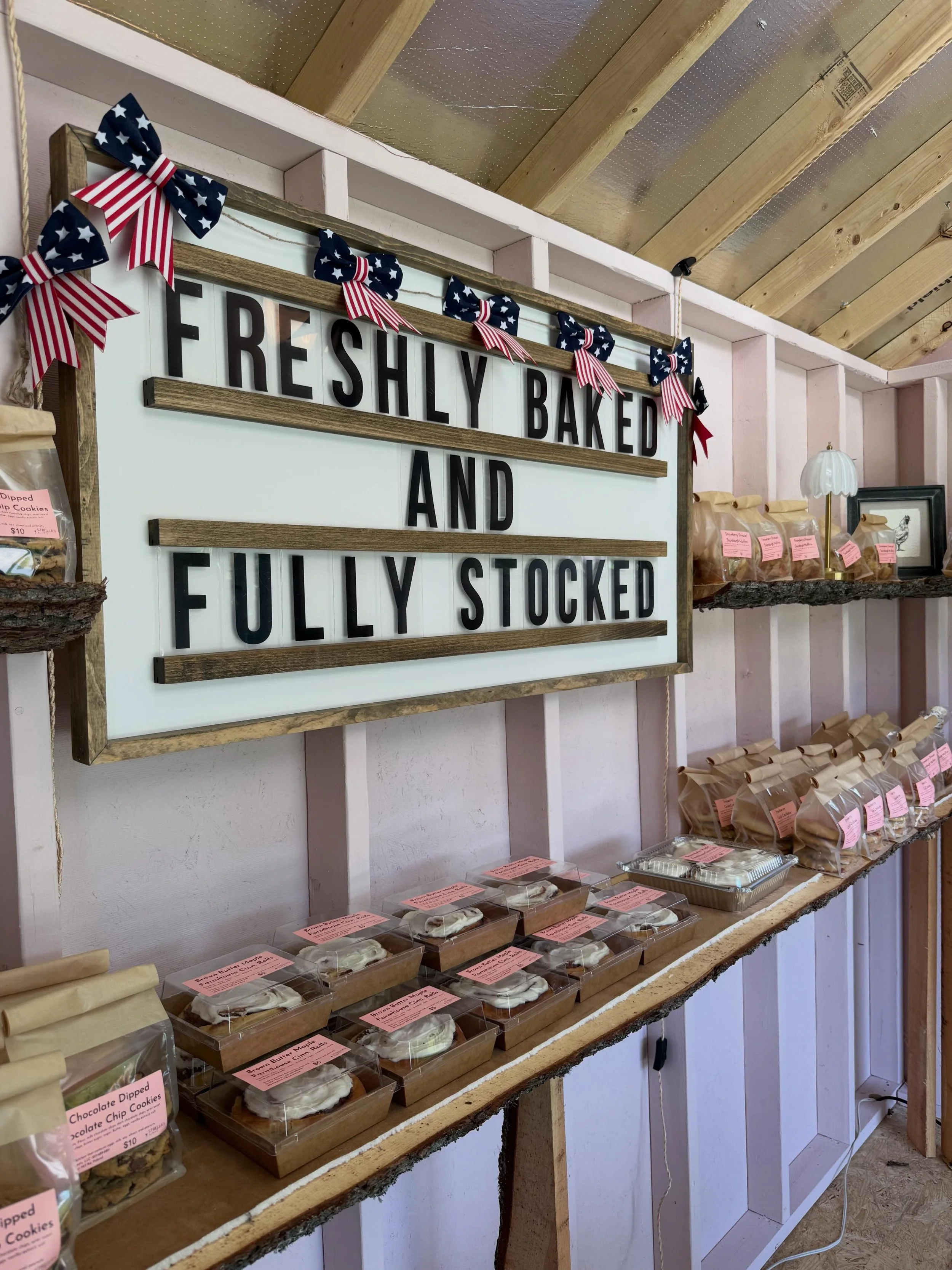 The sign says it all&hellip; freshly baked and fully stocked 🤍
Now, no promises on how long the &ldquo;fully stocked&rdquo; part will last 😅

This weekend at the Dough House you&rsquo;ll find shelves packed with classic favorites &mdash; and a few 