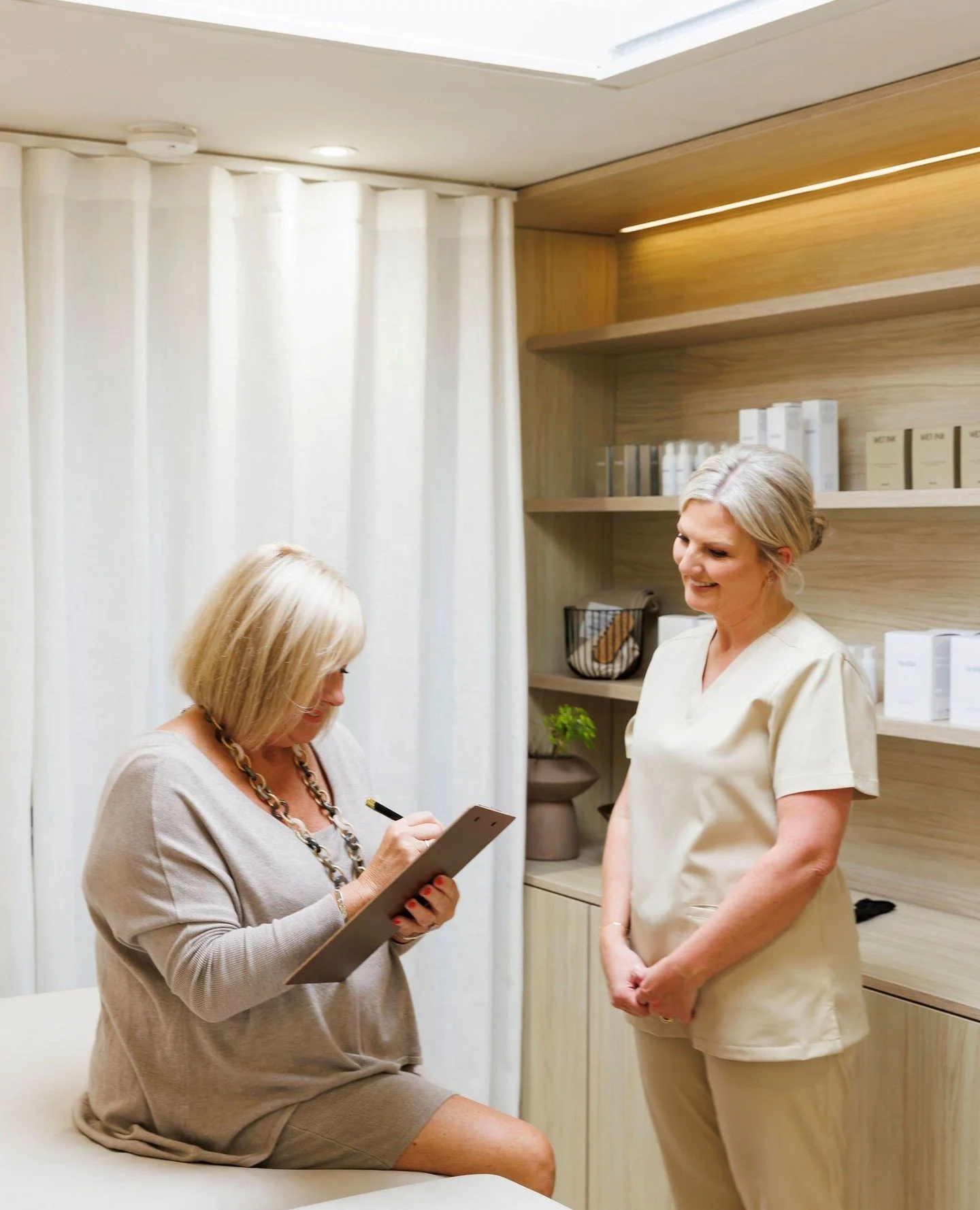 You don&rsquo;t need perfect skin to start - just a plan 🤍⁠
⁠
So many people delay booking a consultation because they feel their skin isn&rsquo;t &ldquo;ready&rdquo; yet.⁠
⁠
Too broken out. Too sensitive. Too unpredictable.⁠
⁠
But skin doesn&rsquo;