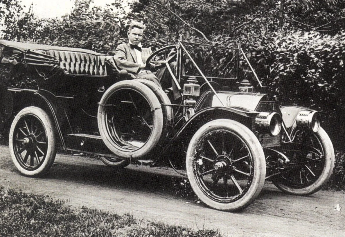 A Legacy of Innovation: The Origins of Anthony Liftgates and Their Revolutionary Partnership with RISE®