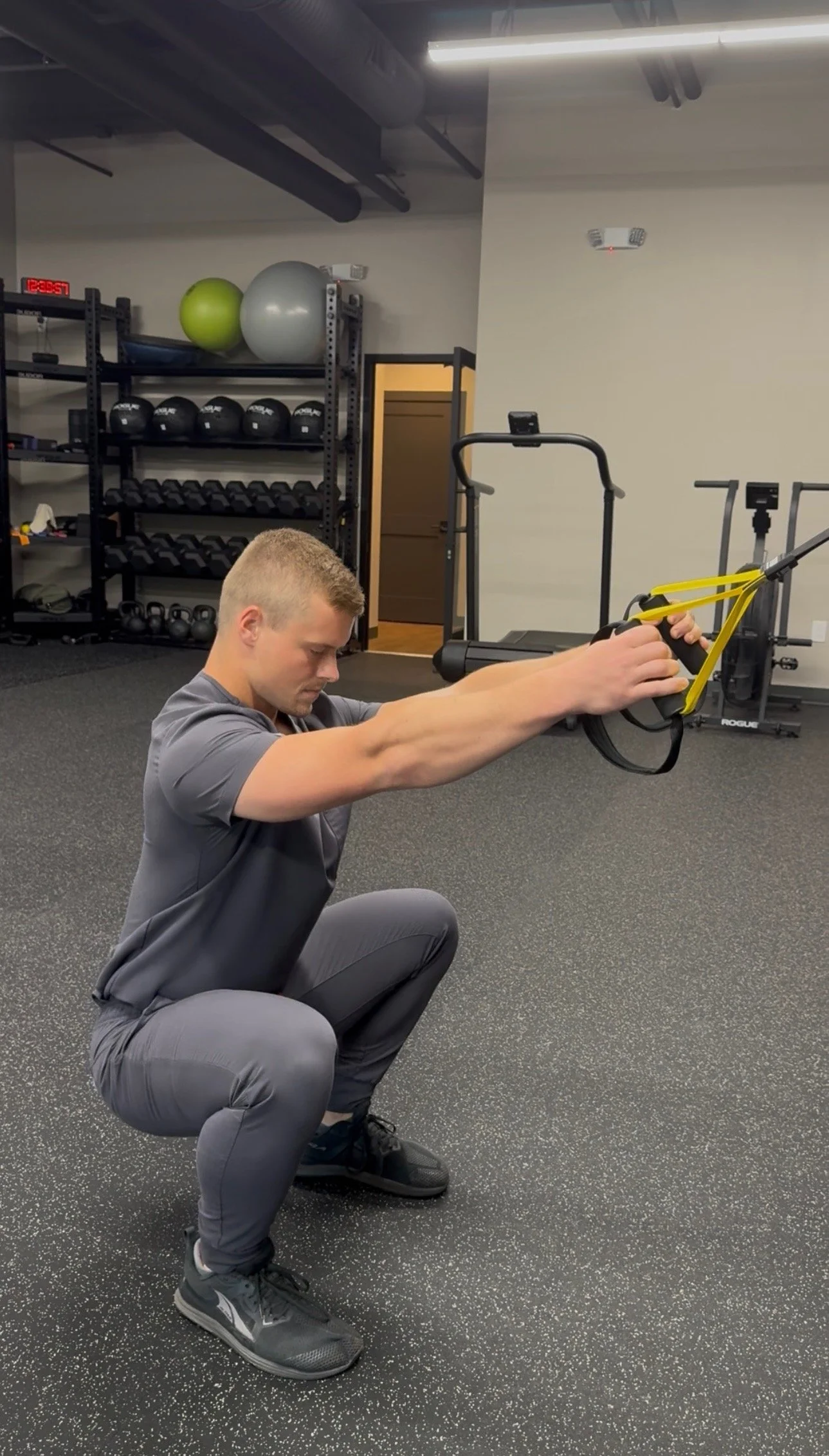 Hip Mobility 101: Why Your Hips Need a Warm-Up Before You Work Out