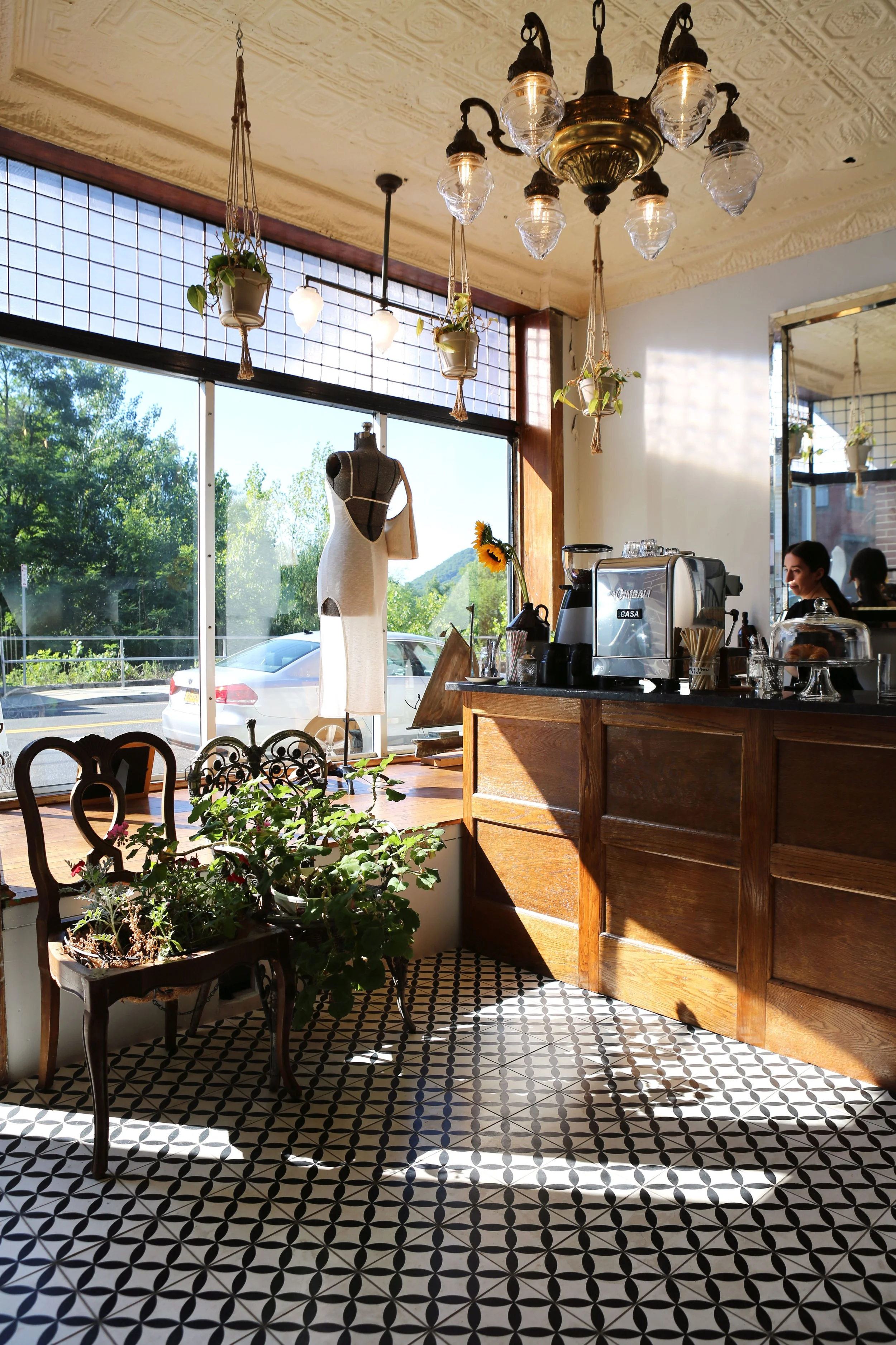 Maison Après + Après Cafe