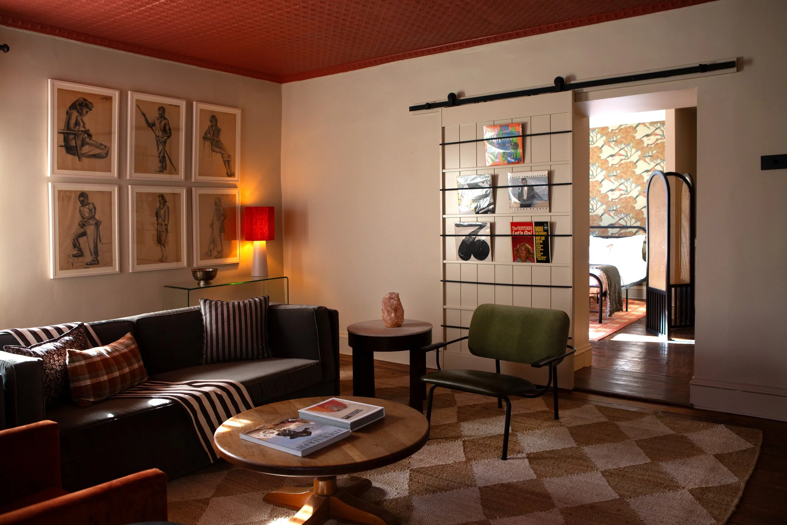 Kingston-Carriage-House_Parlour-Suite-1-Living-Room.jpg
