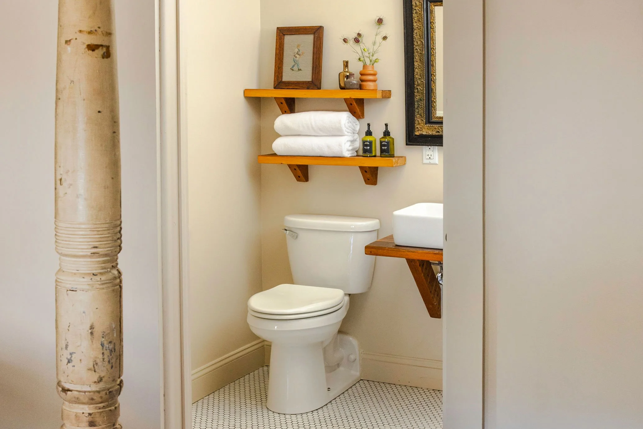 Kingston-Carriage-House_Drawing_Loft_8_Bathroom.jpg