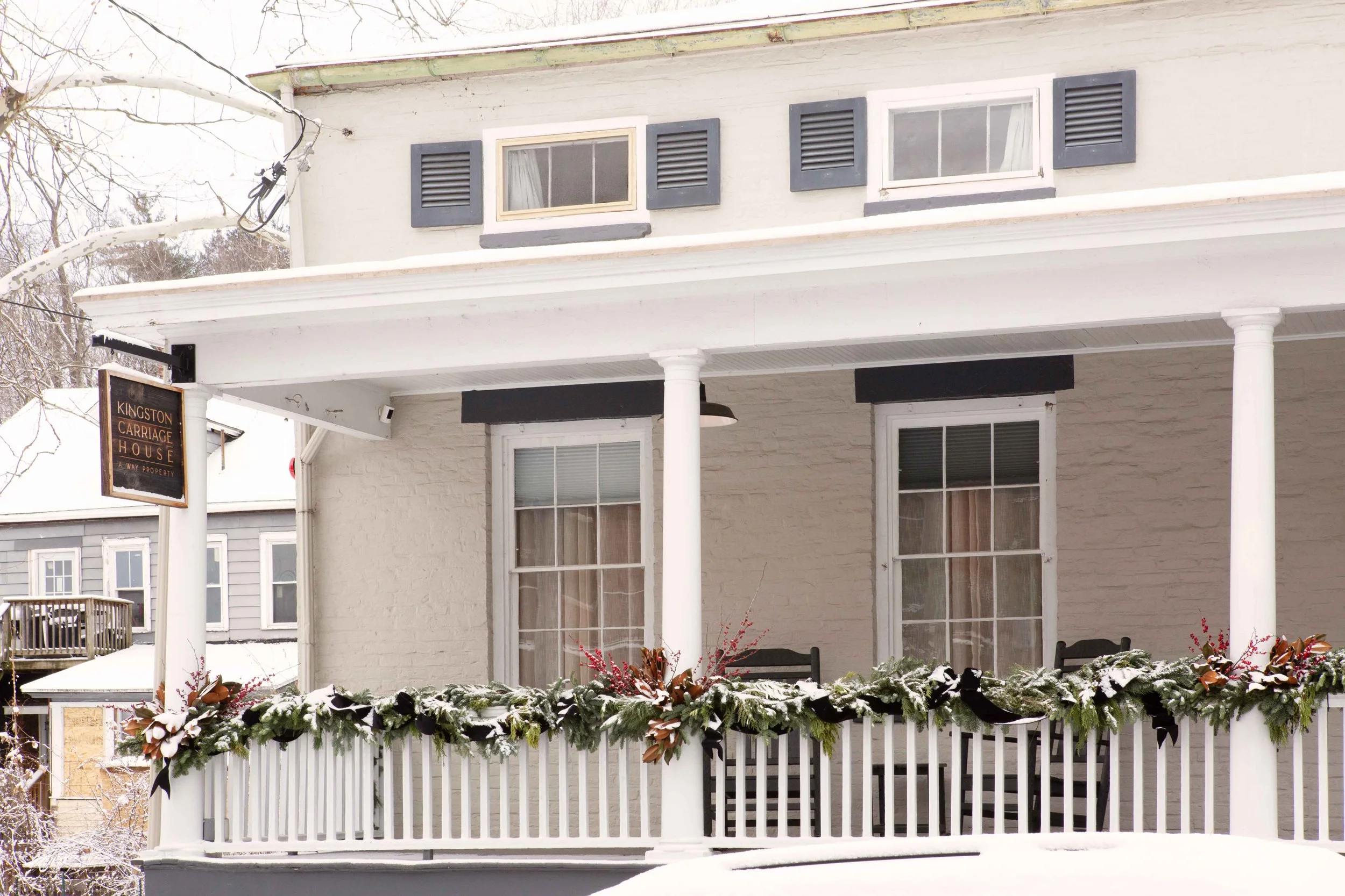 Kingston_Carrriage_House_Snow_Front-Porch_M1A9265.jpg
