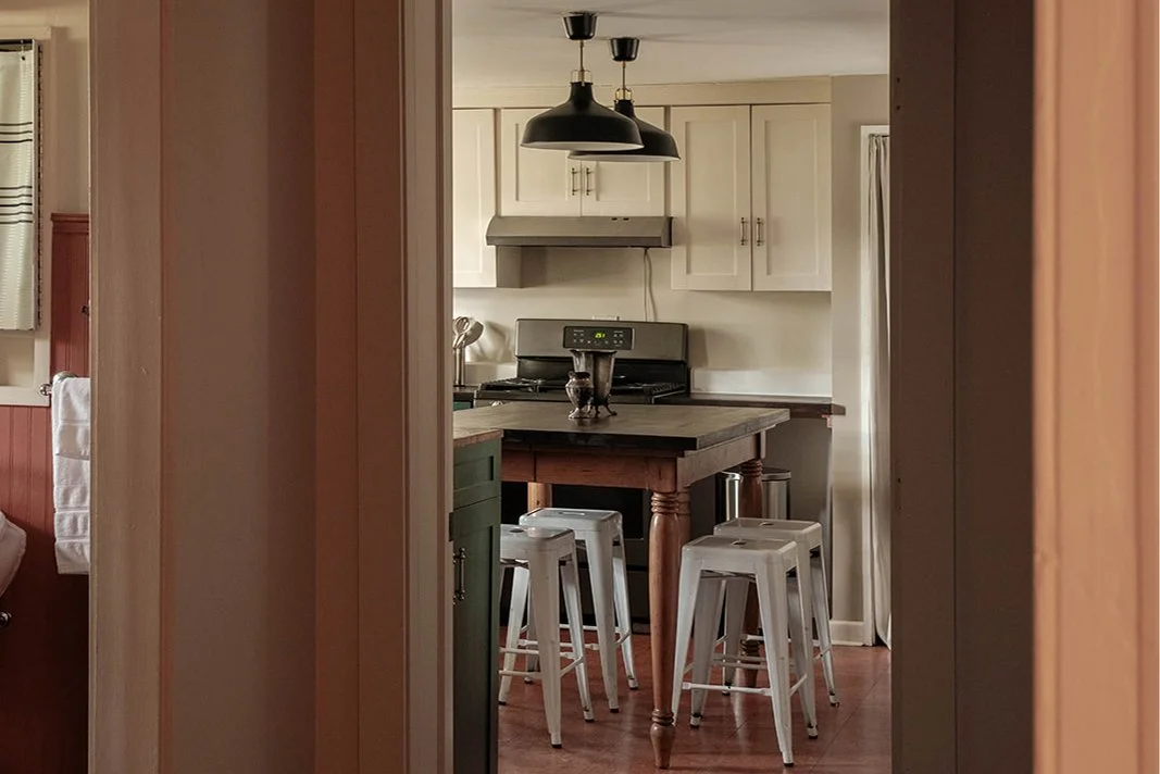 Kingston-Carriage-House_Parlour-Suite-9-Kitchen.jpg