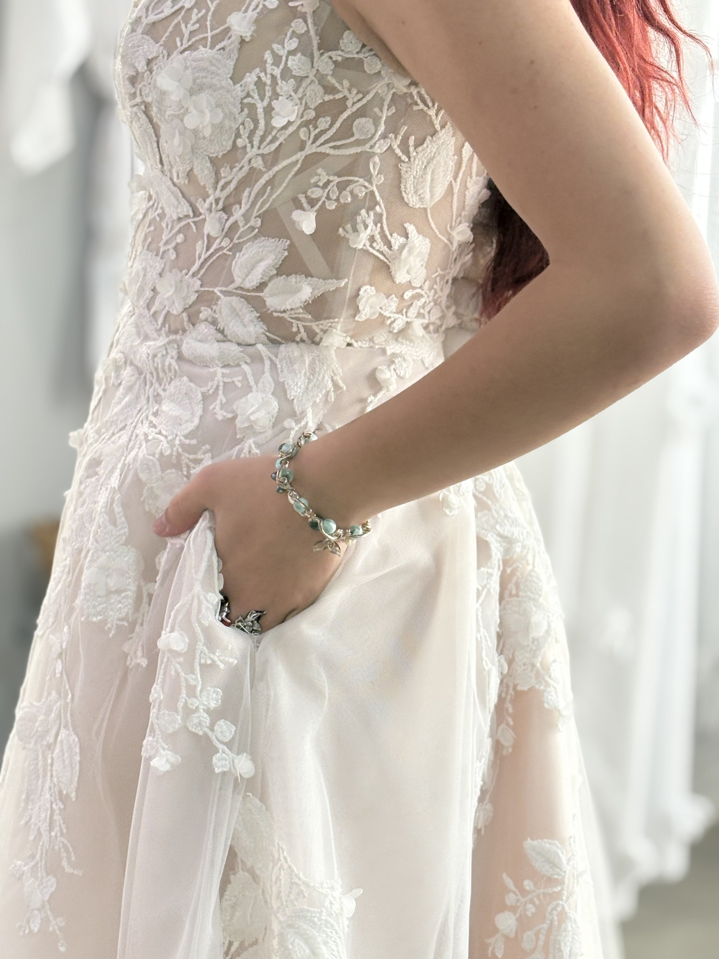 How to Choose the Best Wedding Dress for Your Body Type