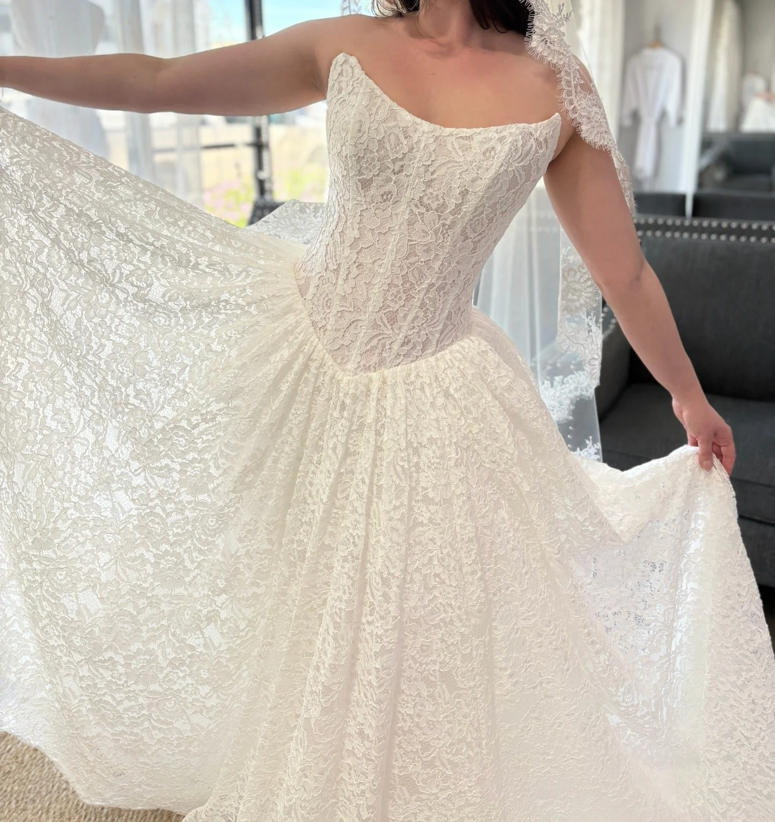 Just Got Engaged? Your First 5 Steps to Wedding Dress Shopping